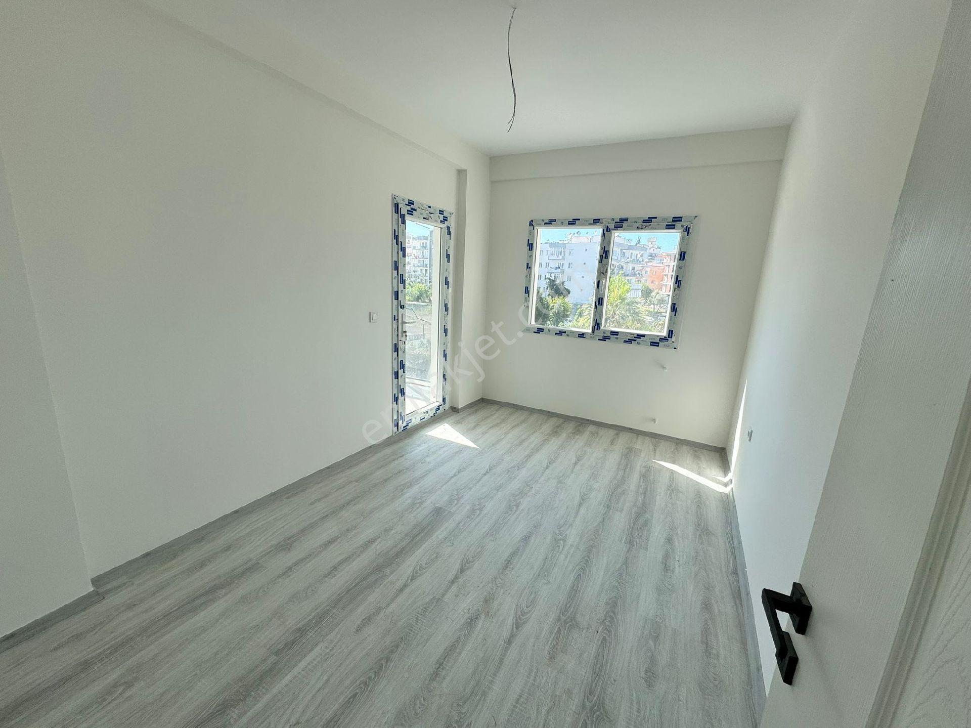 Kuşadası Şehir Merkezinde 2+1 Satılık Sıfır Daire - Görsel 6