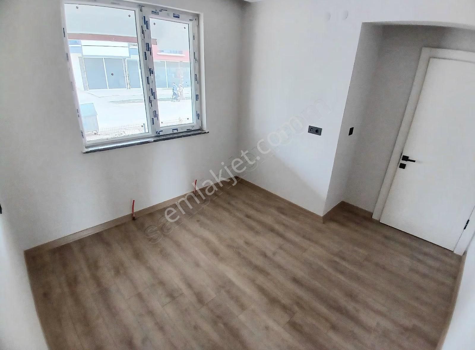 Menderes Mahallesi_kat Konumunda_ebeveyn Banyolu 3+1 Sıfır Daire - Görsel 13