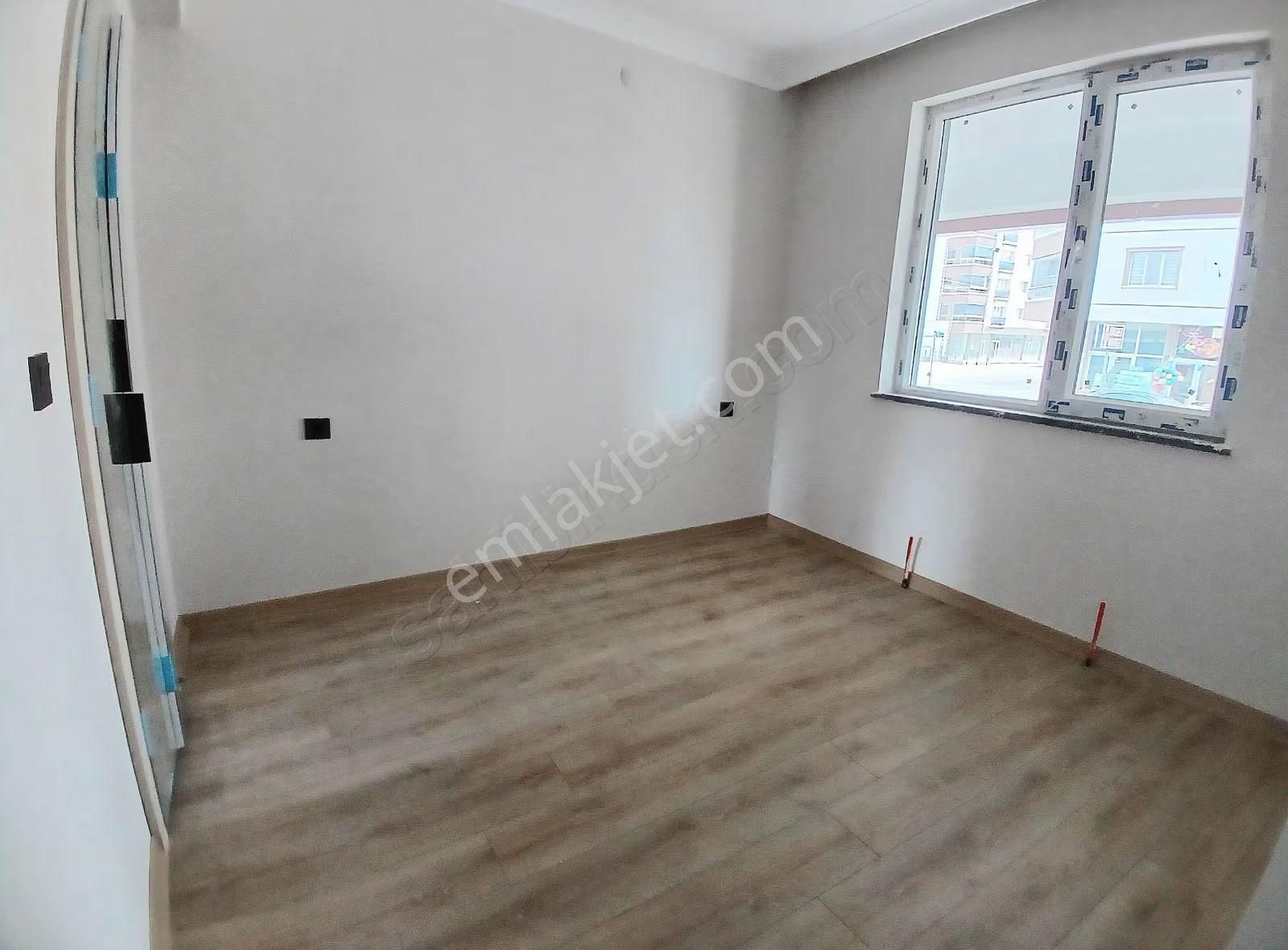 Menderes Mahallesi_kat Konumunda_ebeveyn Banyolu 3+1 Sıfır Daire - Görsel 6