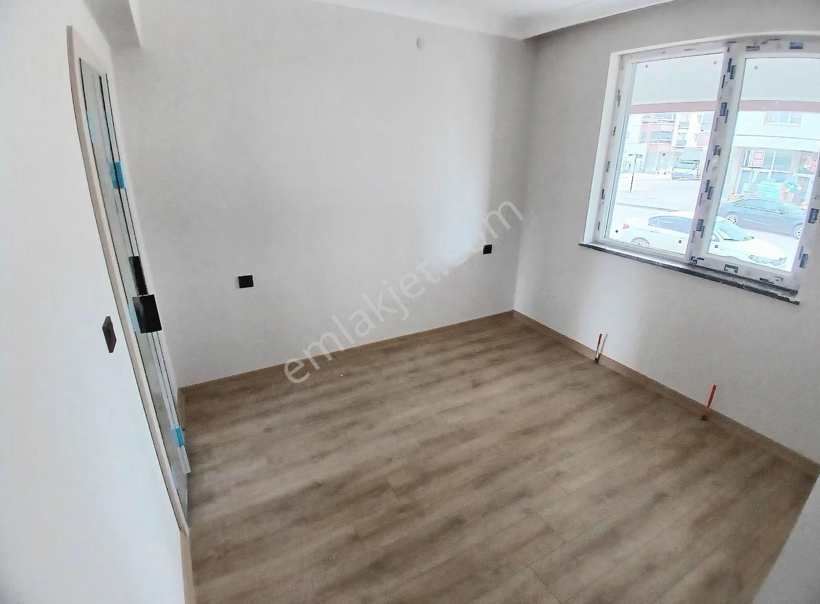 Menderes Mahallesi_kat Konumunda_ebeveyn Banyolu 3+1 Sıfır Daire - Görsel 18