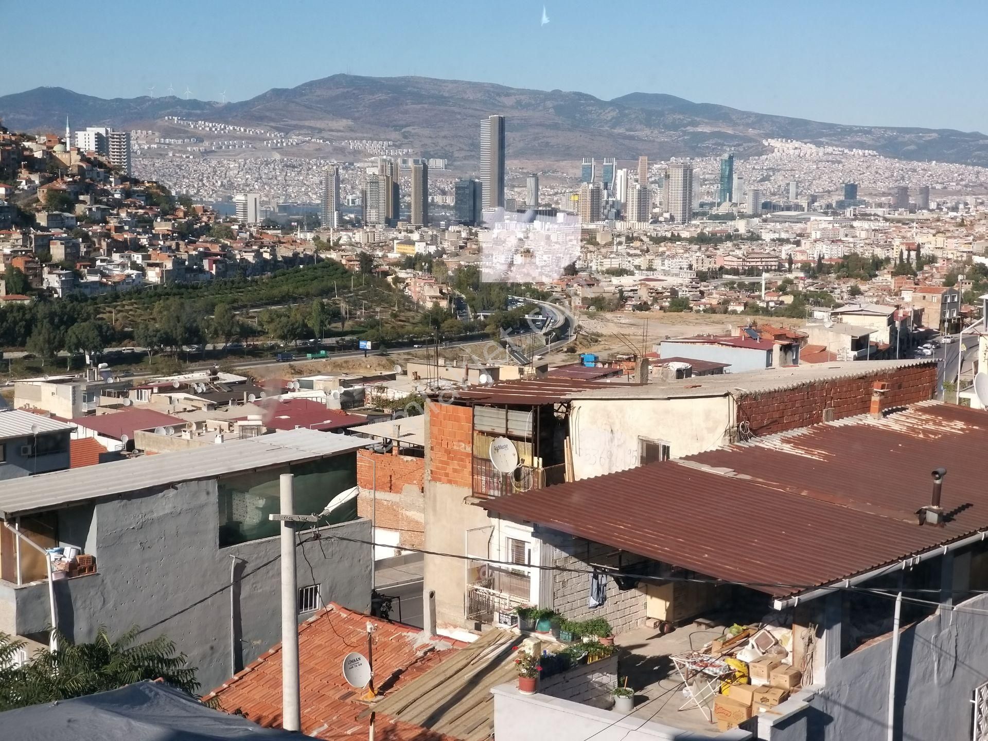 İzmir Konak Mehtap Mah//gürçeşme'de Deniz Manzaralı//3kat+2kat Arkada 5adet Ev Olan Müstakil Ev - Görsel 5