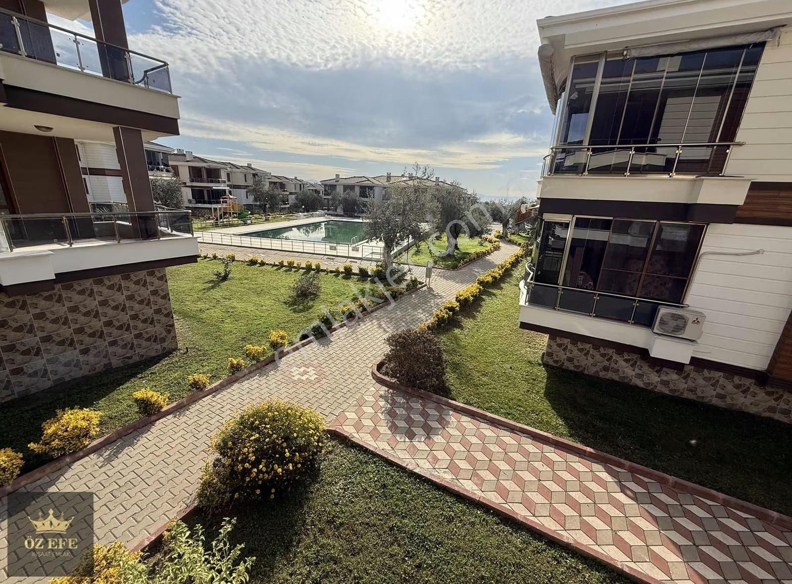 Altınoluk'un En Prestijli Sitelerinden Birinde Havuz Başı Daire - Görsel 3