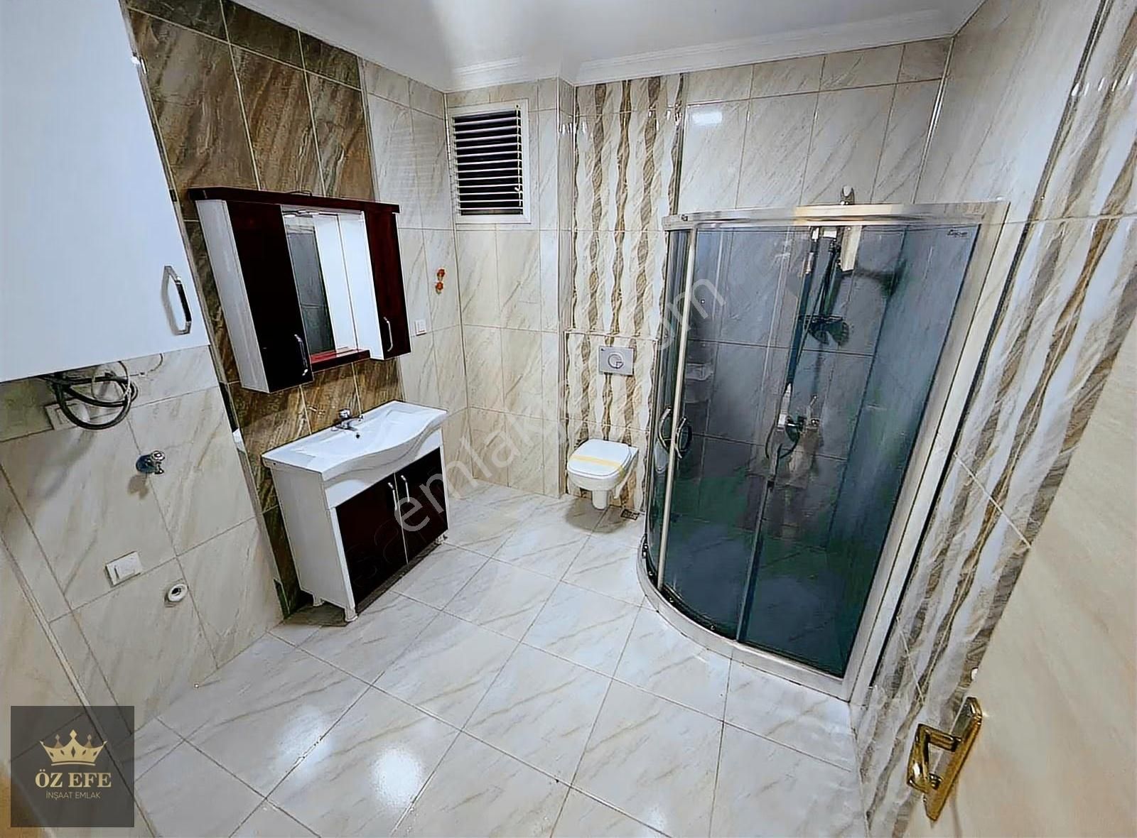 Altınoluk'un En Prestijli Sitelerinden Birinde Havuz Başı Daire - Görsel 32