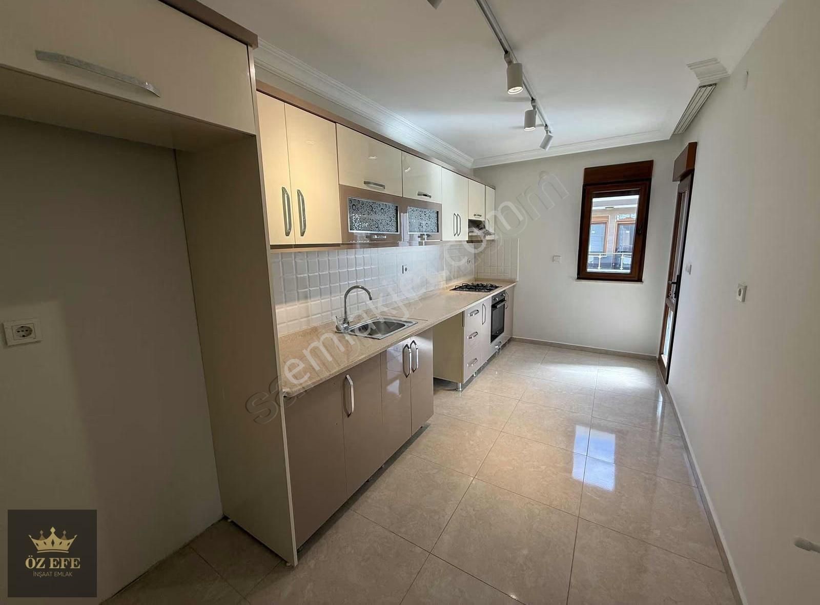 Altınoluk'un En Prestijli Sitelerinden Birinde Havuz Başı Daire - Görsel 14