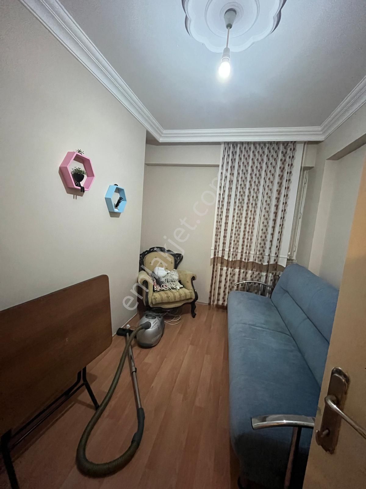 Muhittin Mahallesi Bağlar 2.sok. 4+1 Ara Kat Satılık Daire! - Görsel 6