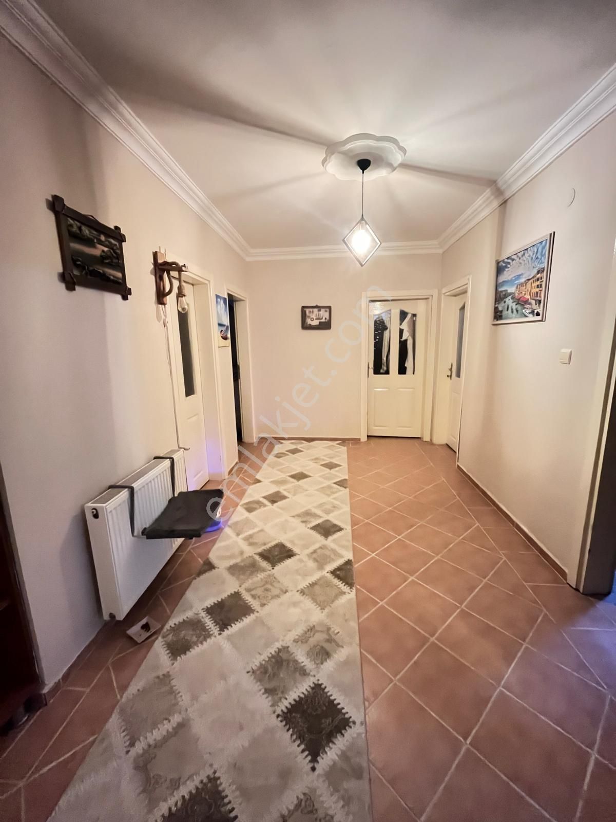 Muhittin Mahallesi Bağlar 2.sok. 4+1 Ara Kat Satılık Daire! - Görsel 9