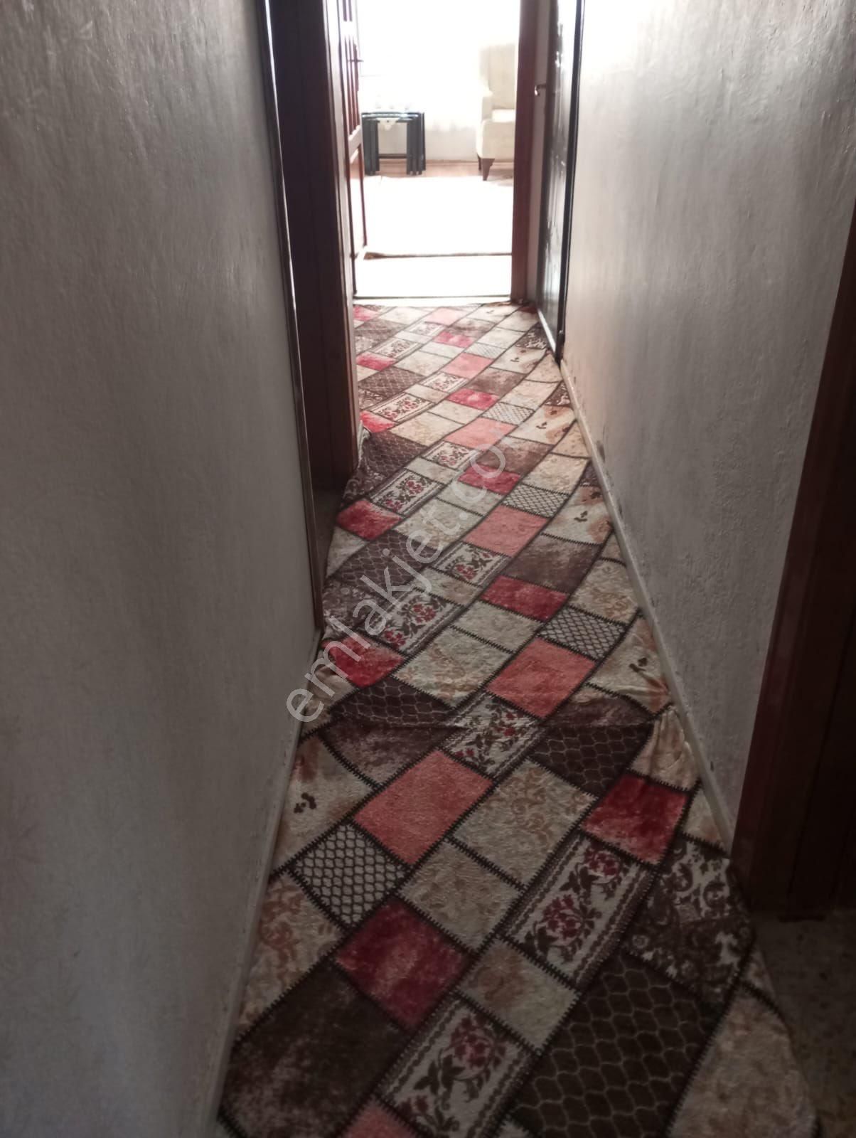 Yukarıbayır Da 2 Kat Ve 1 Teras,75m Geniş 2 Şer Odalı, D. Gazlı,temiz Ev - Görsel 3