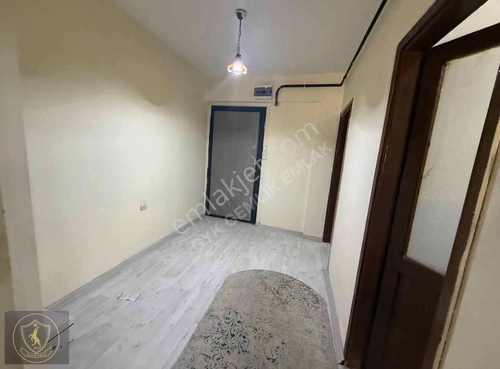 Gemlik Emlaktan Eşyalı Kiralık 2+1 (abonelikleri Açık) Daire - Görsel 17