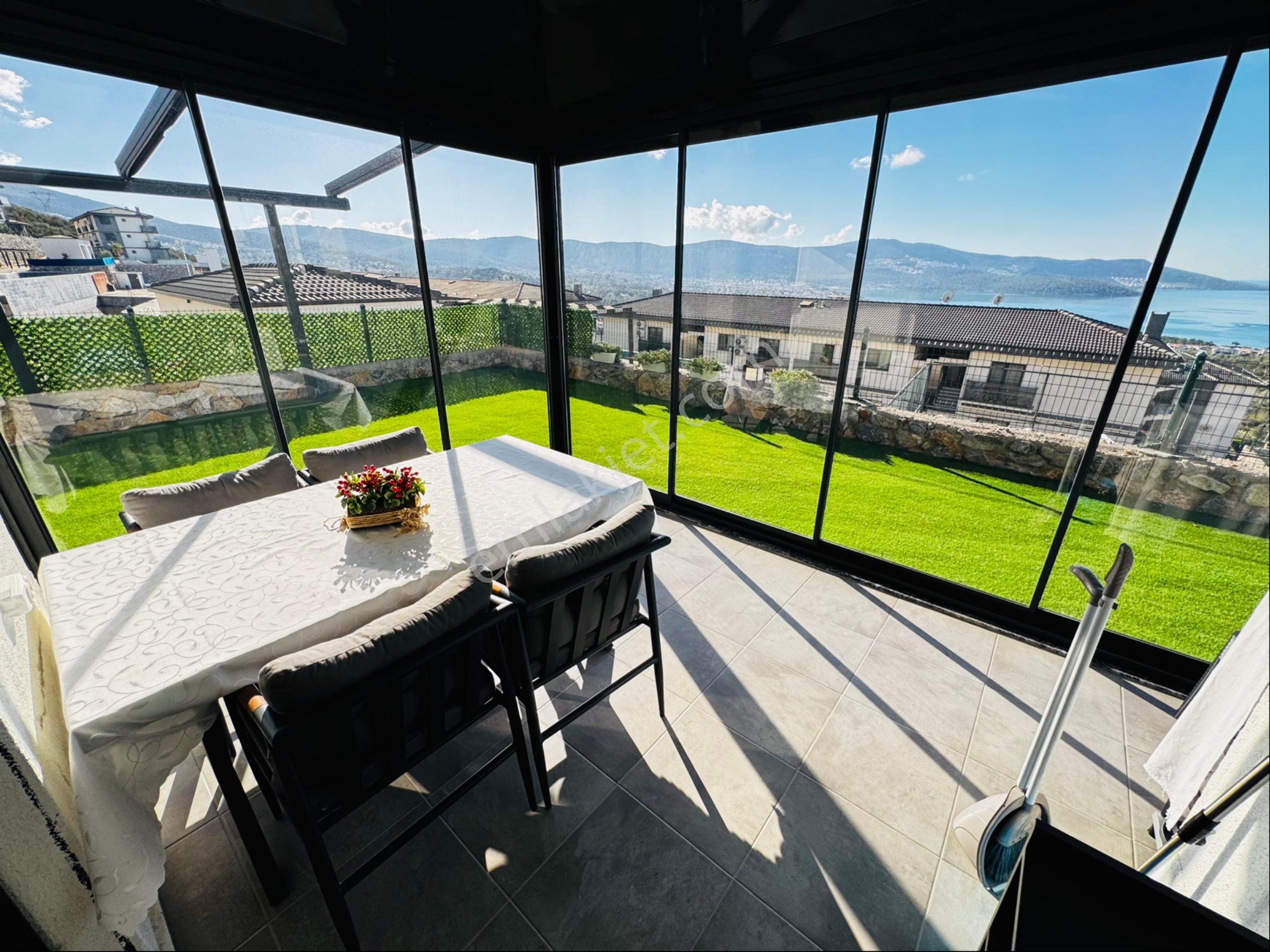 Akbük’te Köşe Bahçe Katı 2+1 – Havuz & Deniz Manzaralı – Eşyalı Satılık - Görsel 18