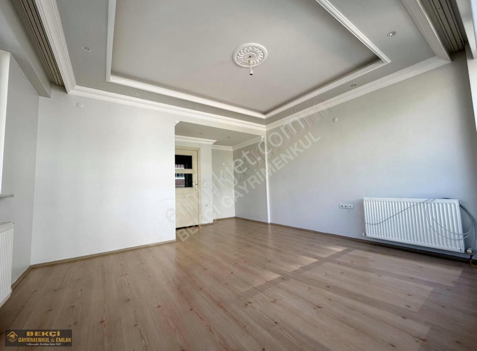 Cumhuriyet Mahallesi Kavallar Caddesi 2+1 Satılık Daire - Görsel 6