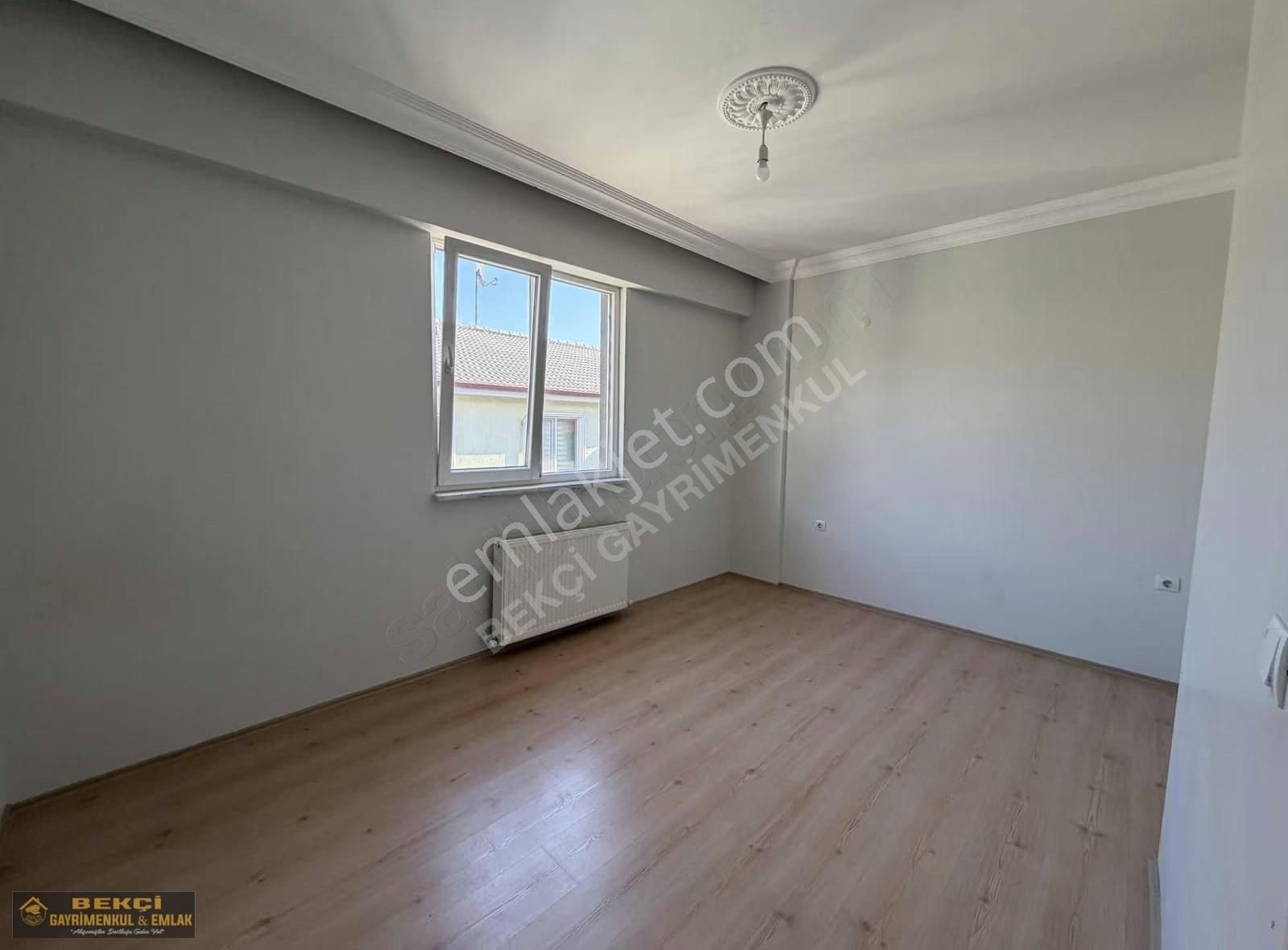 Cumhuriyet Mahallesi Kavallar Caddesi 2+1 Satılık Daire - Görsel 10