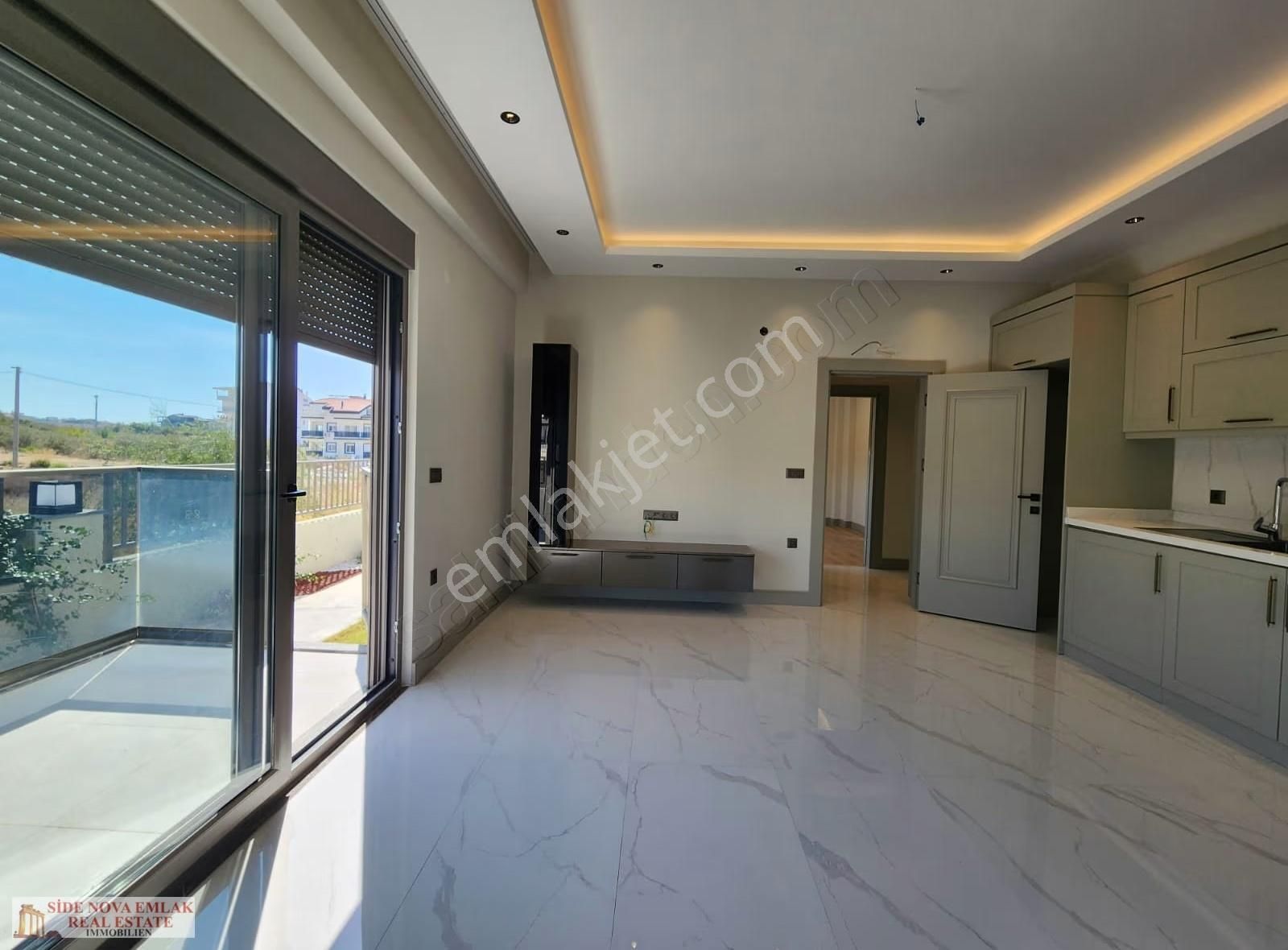 Ilıca'da Satılık 1+1 Lux Daire - Görsel 18