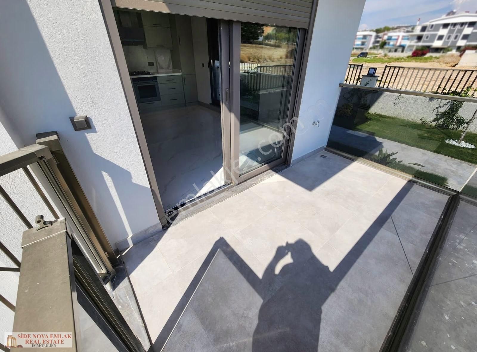 Ilıca'da Satılık 1+1 Lux Daire - Görsel 19