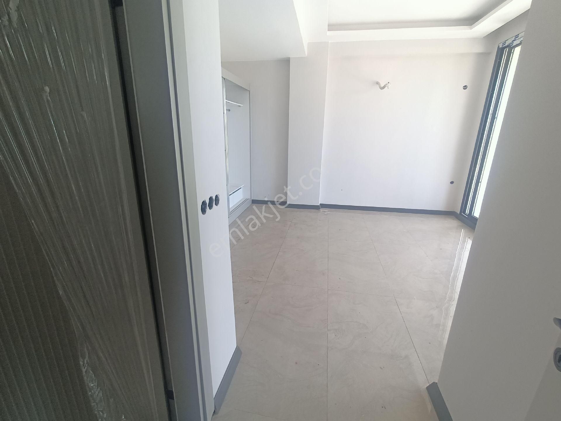 Kuşadası Güzelçamlı 3+1 Villa - Görsel 27