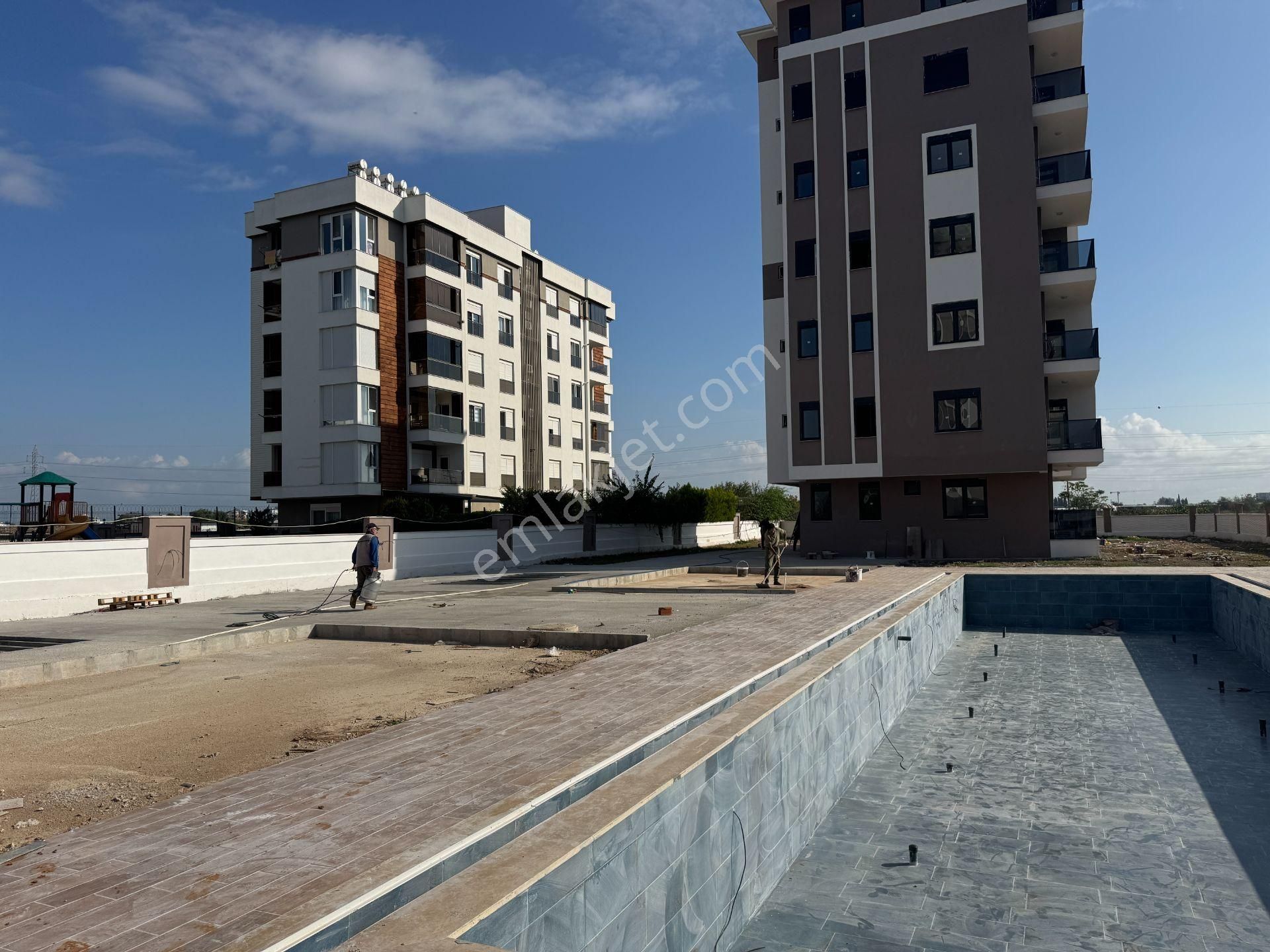 Göksuda Havuzlu Site İçinde Ebv.banyolu Geniş 2+1 Fırsat Daire - Görsel 25