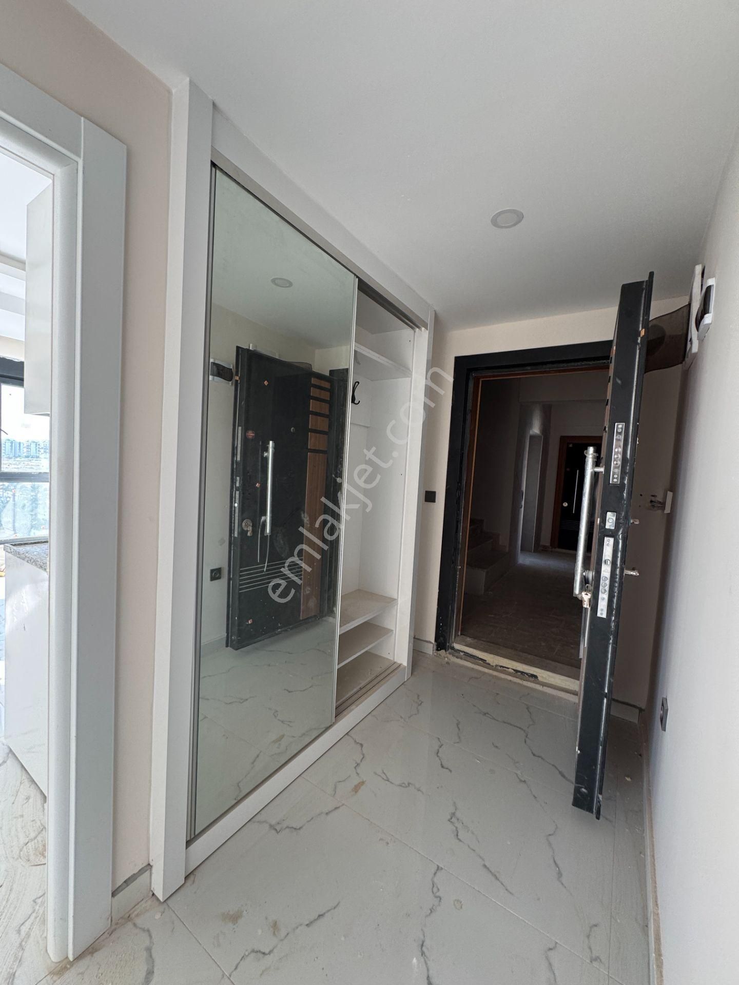 Göksuda Havuzlu Site İçinde Ebv.banyolu Geniş 2+1 Fırsat Daire - Görsel 19