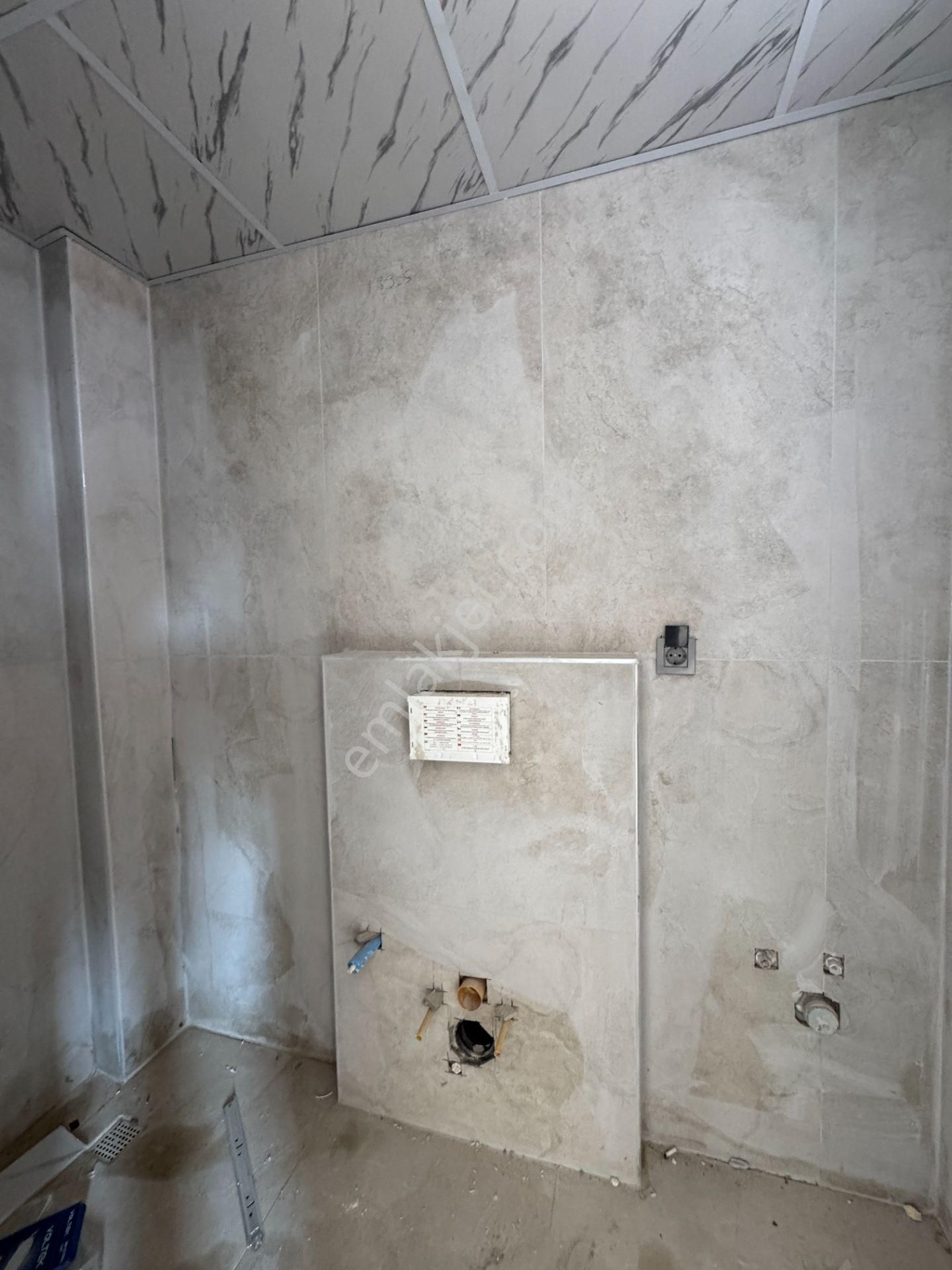 Göksuda Havuzlu Site İçinde Ebv.banyolu Geniş 2+1 Fırsat Daire - Görsel 18