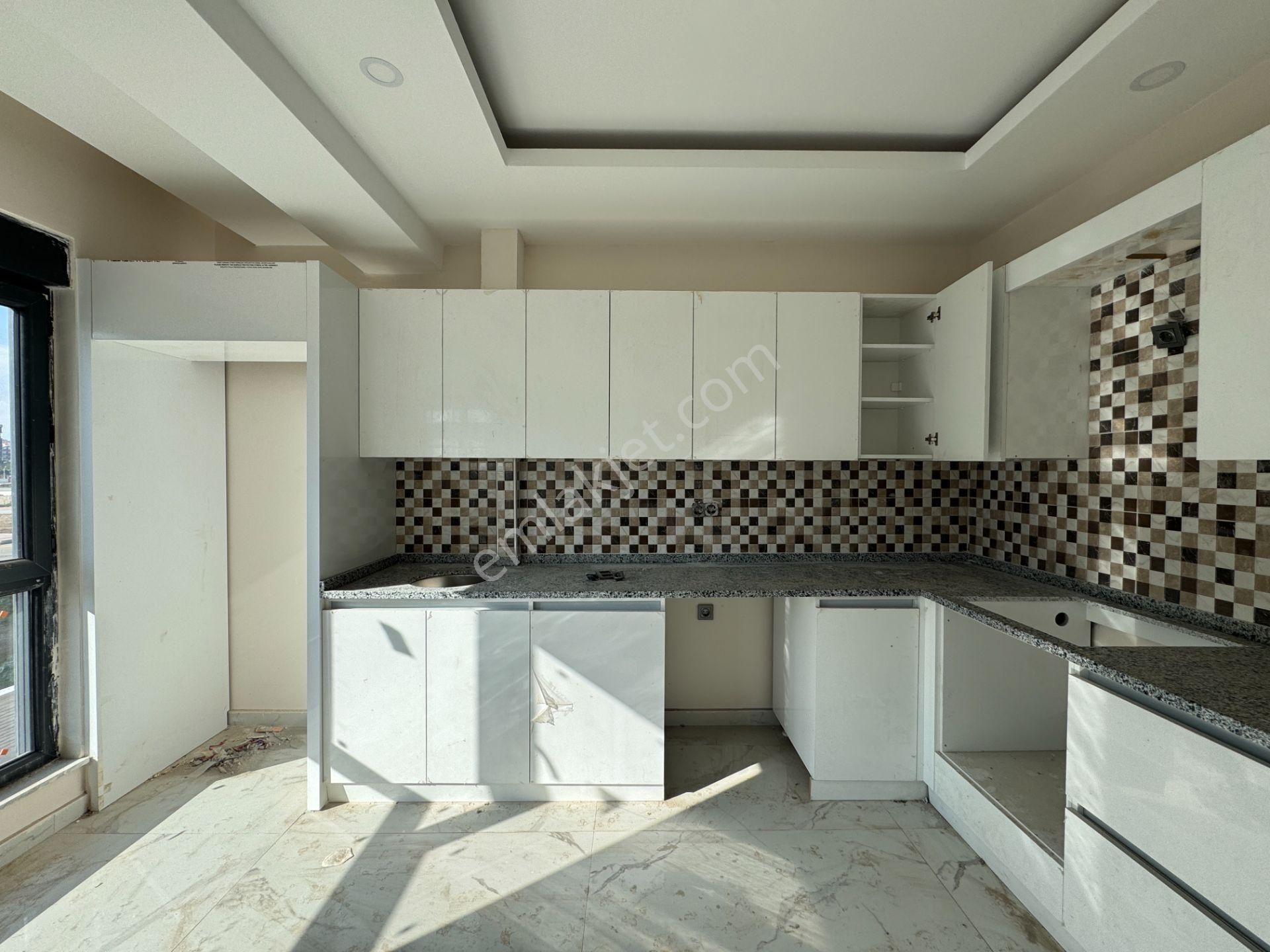 Göksuda Havuzlu Site İçinde Ebv.banyolu Geniş 2+1 Fırsat Daire - Görsel 3