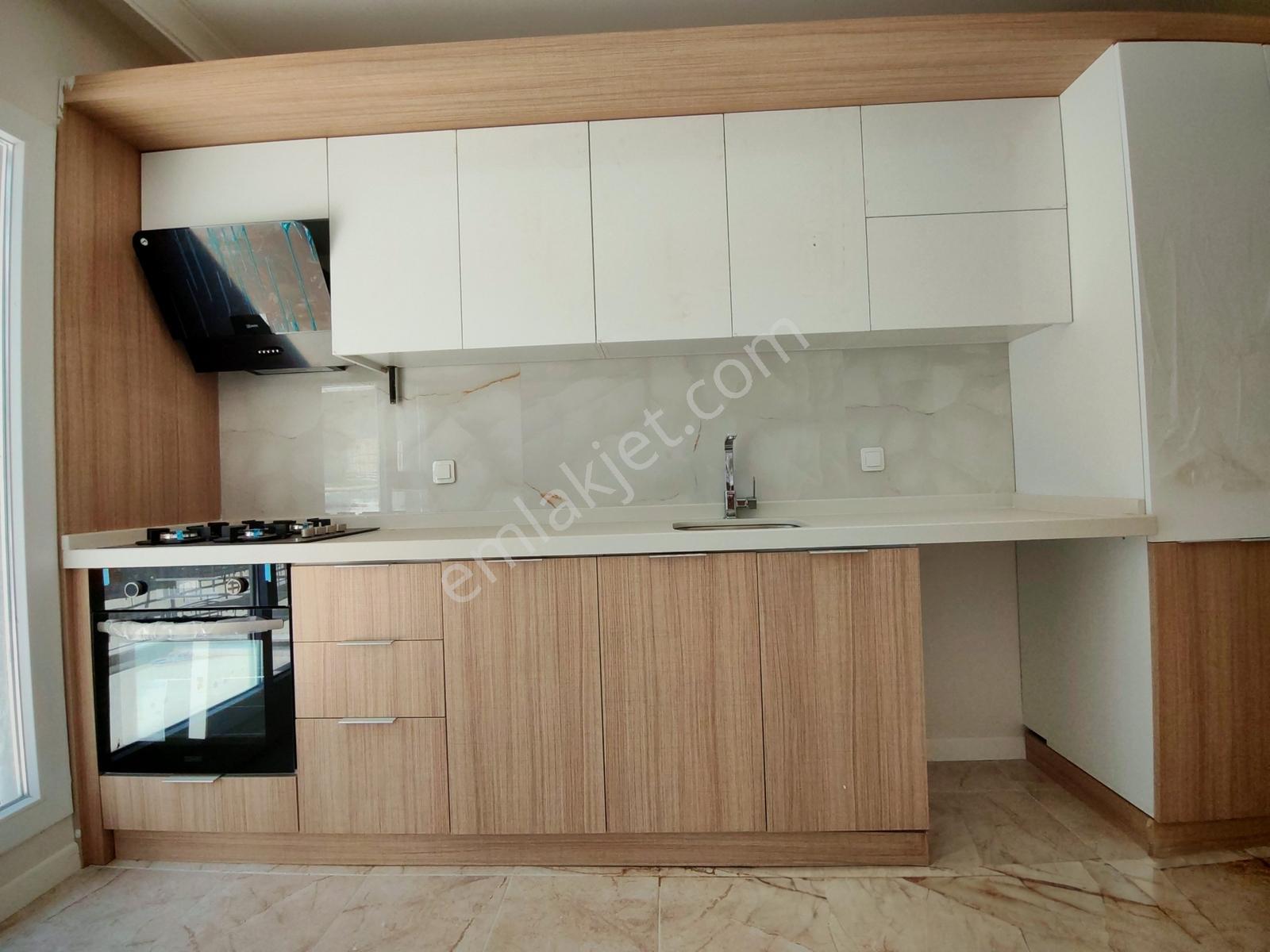 Silivri Yeni Mh. Atabek Konutları Ara Kat Boş 3+1 Peyzaj Cephe - Görsel 5