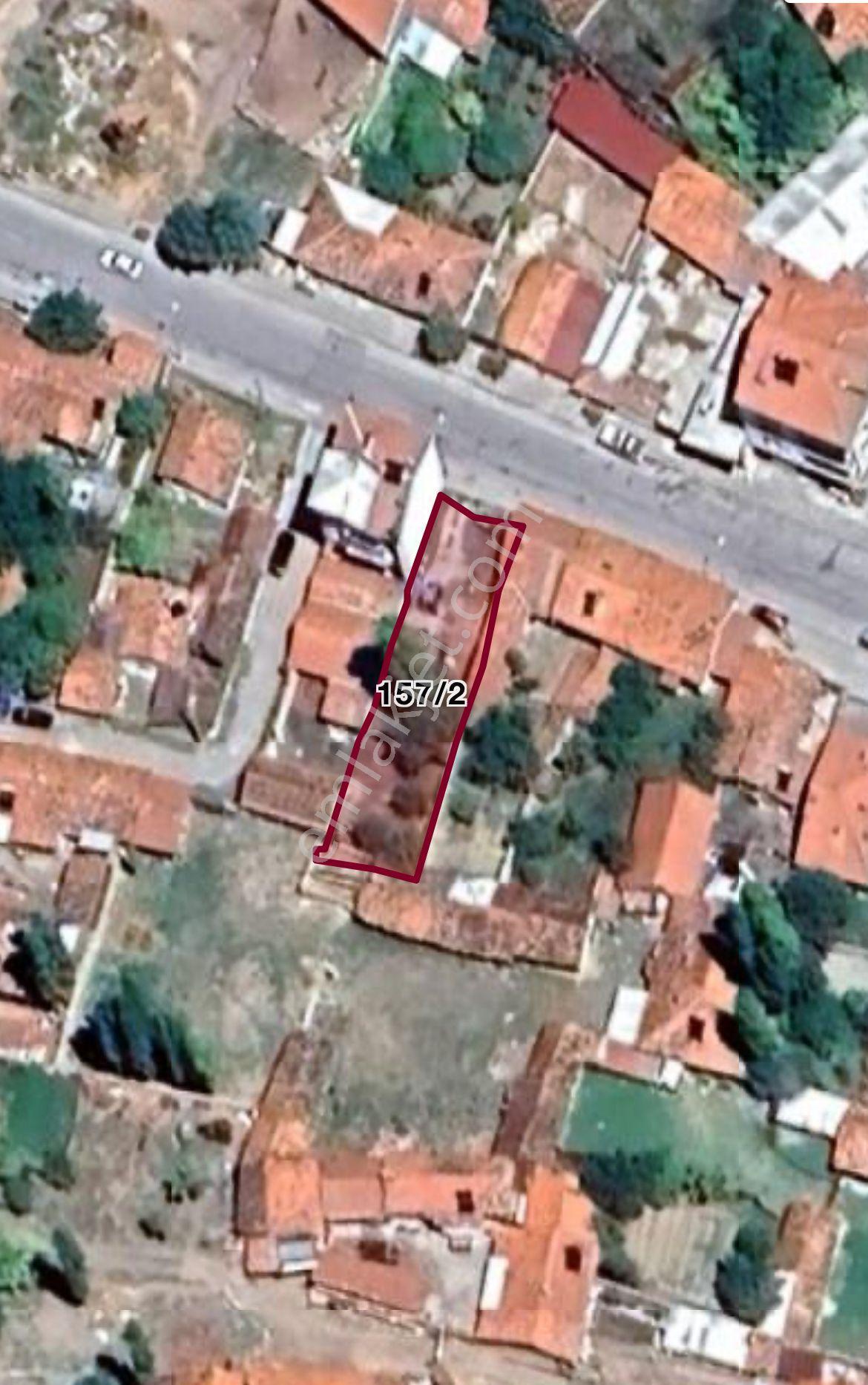 Deniz Yiğit'ten Aslanapa Cumhuriyet Mah. Satılık Yol Cepheli 361 M2 İmarlı Arsa - Görsel 3