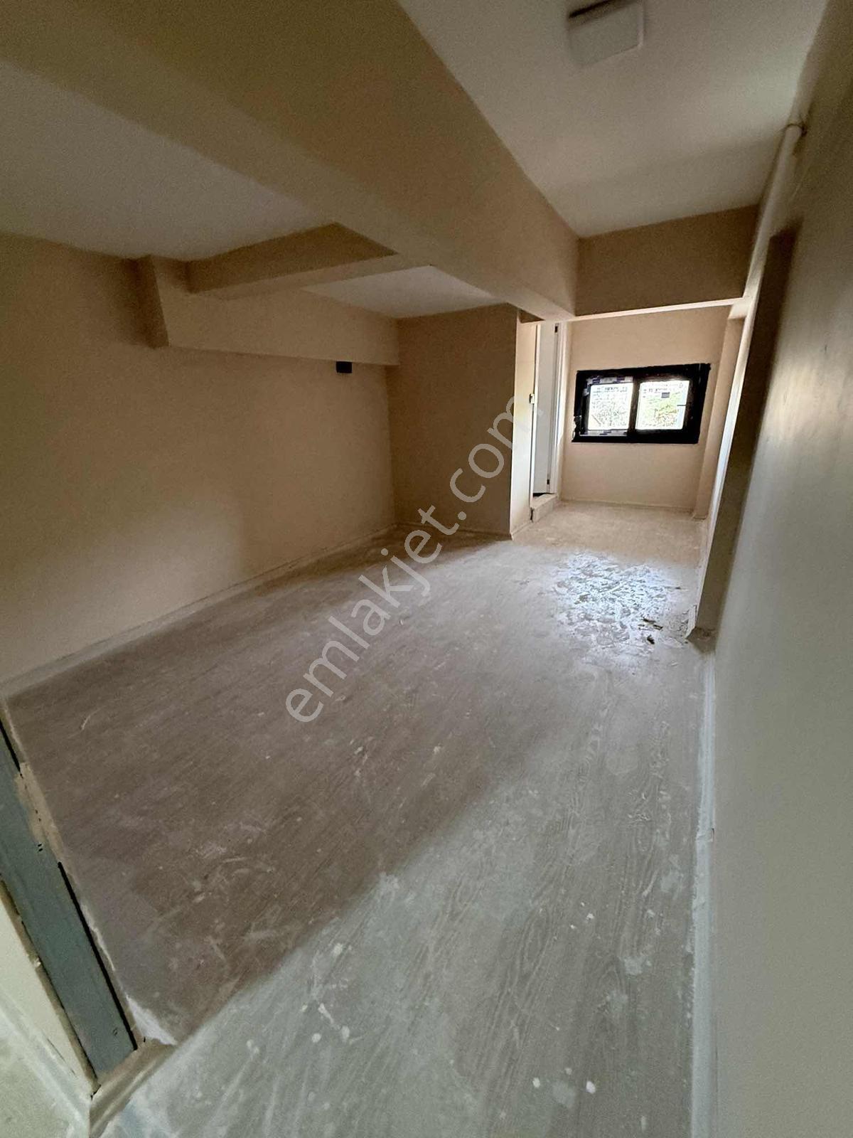 Mega Emlaktan Devren Kiralık Atatürk Bulvarında Dükkan - Görsel 4