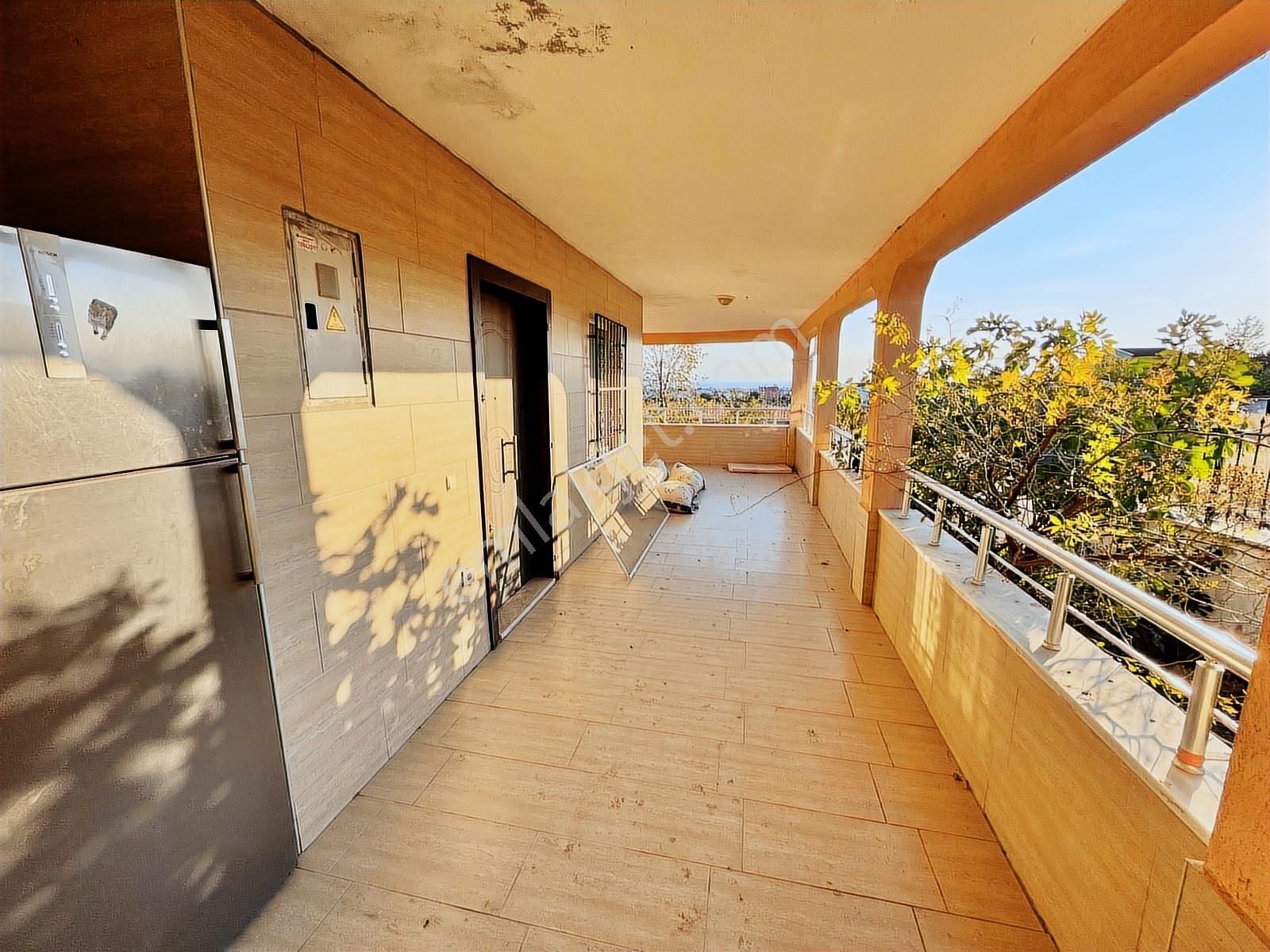 Pazara Yakın 6+1 3 Katlı Deniz Manzaralı Güney Cephe Müstakil Vi - Görsel 11