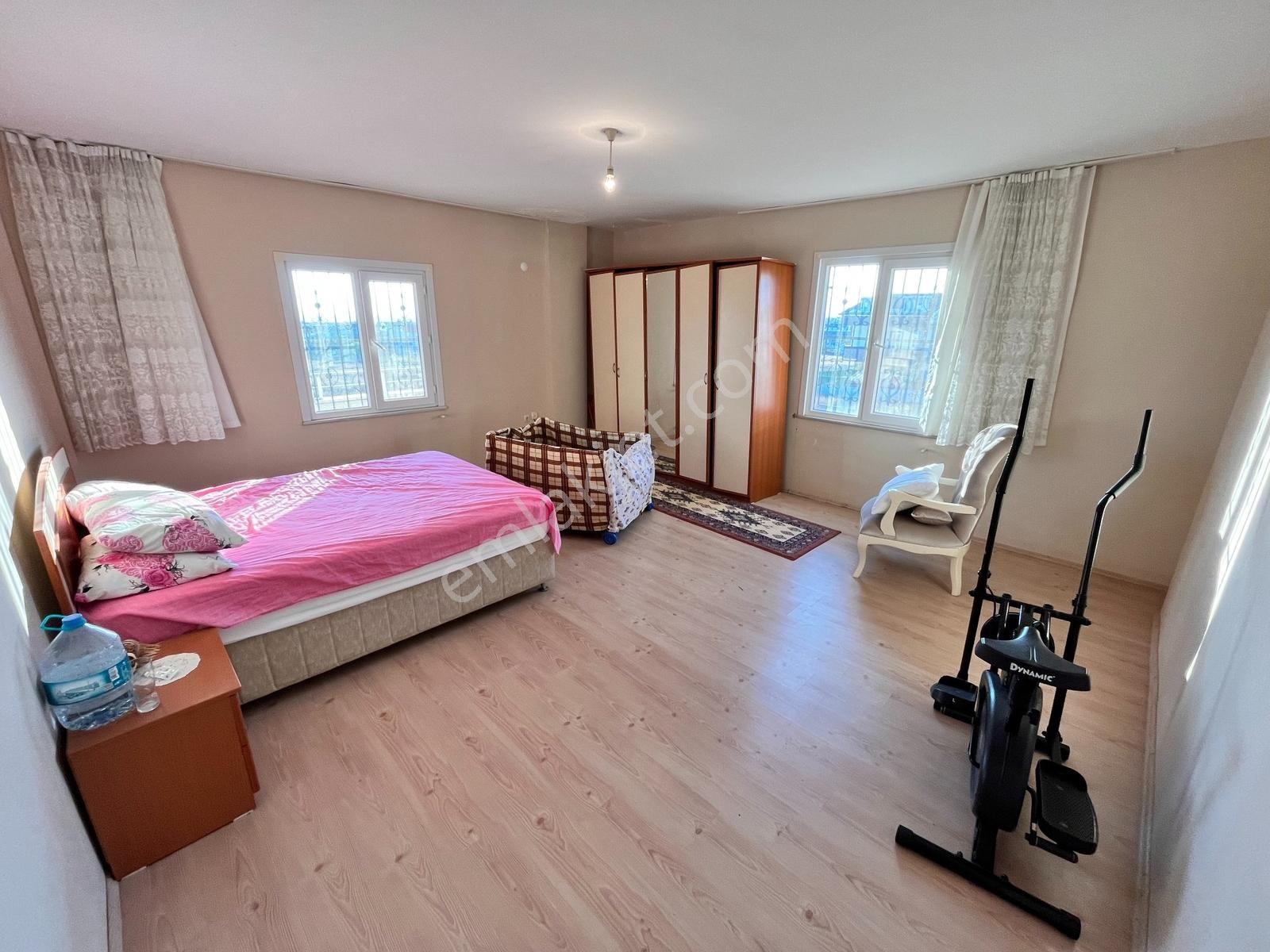 Pazara Yakın 6+1 3 Katlı Deniz Manzaralı Güney Cephe Müstakil Vi - Görsel 17