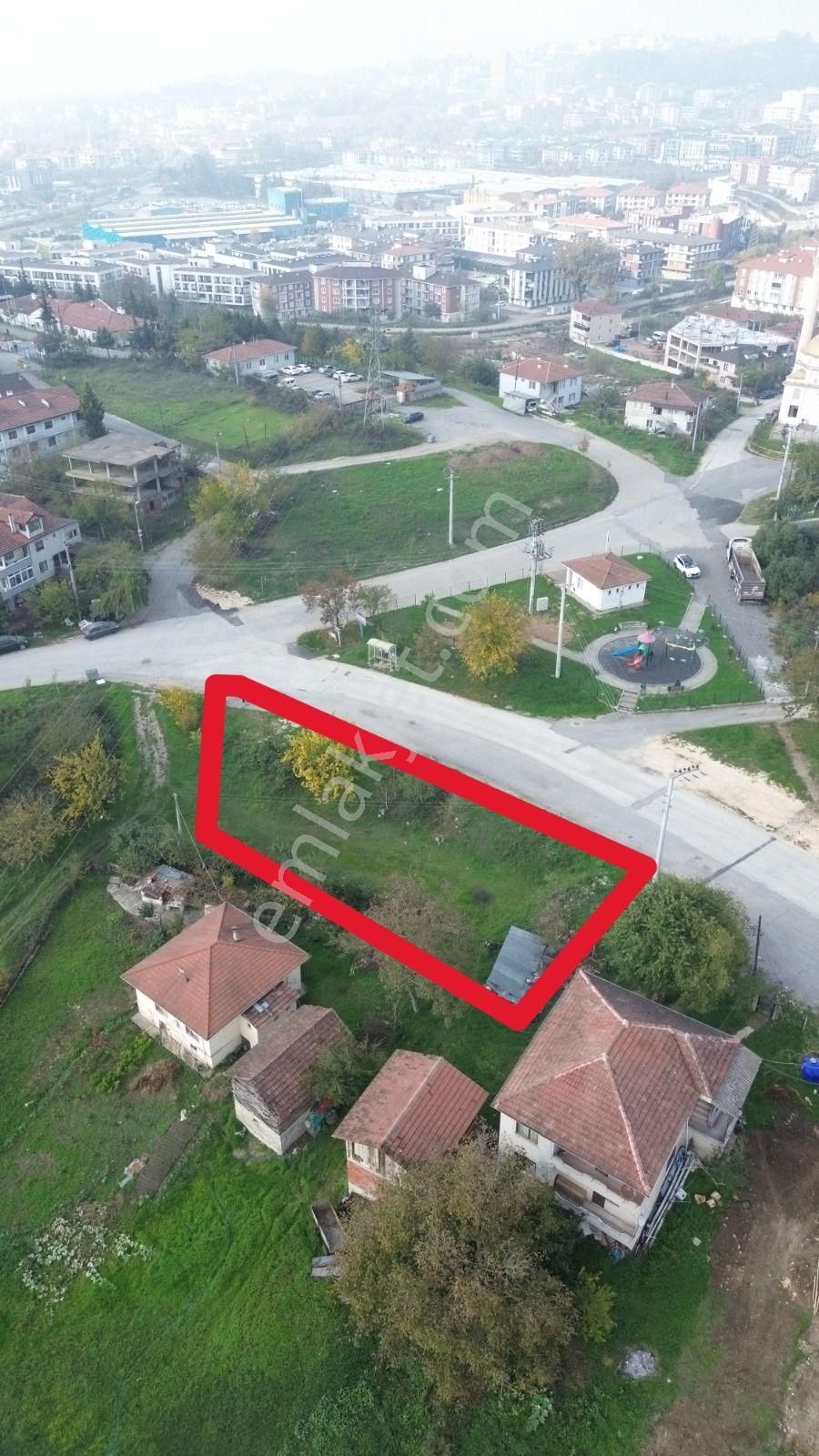 Düzce Merkez'de Satılık Ticarı + Konut İmarlı Arsa - Görsel 15