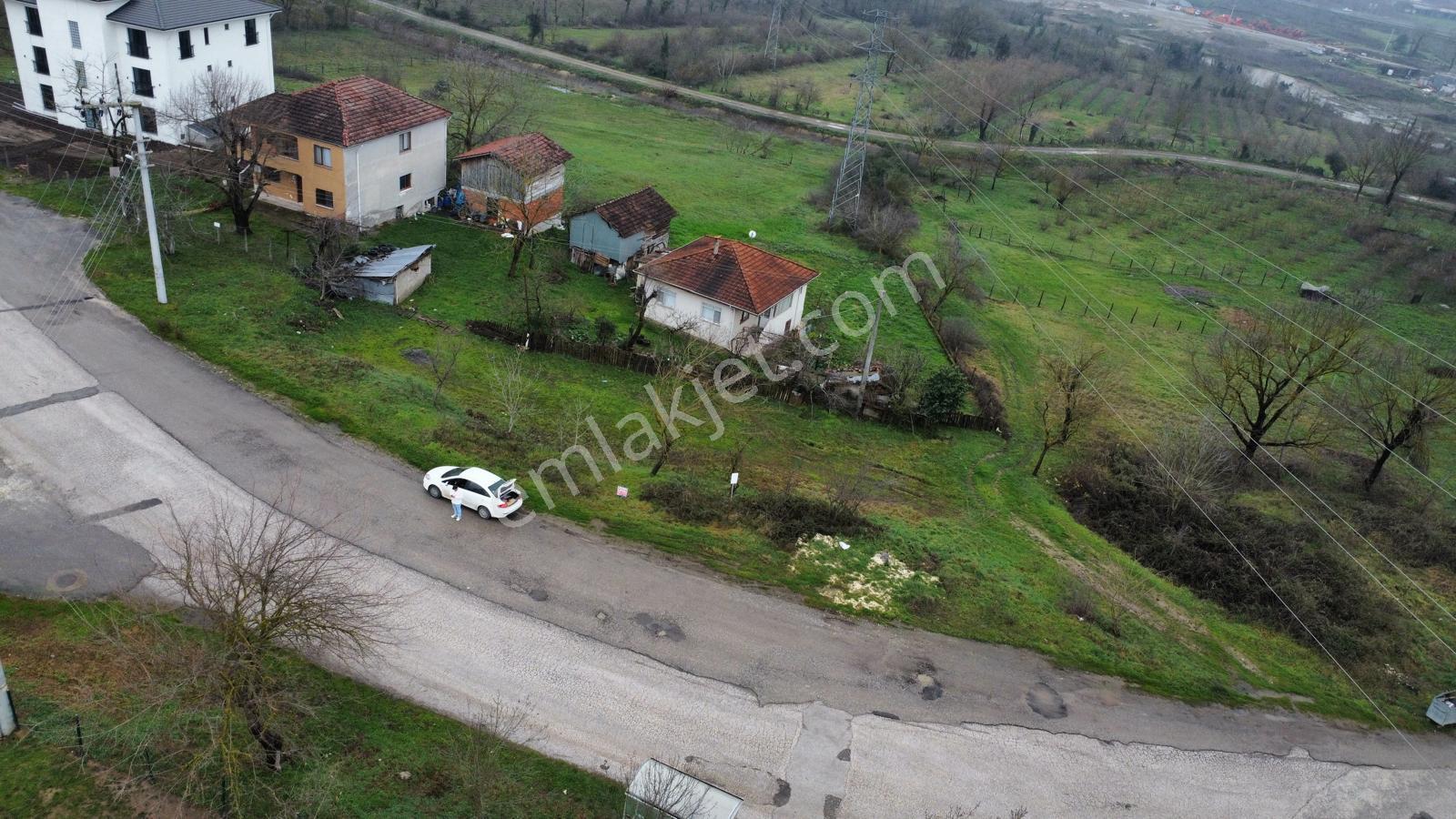 Düzce Merkez'de Satılık Ticarı + Konut İmarlı Arsa - Görsel 5