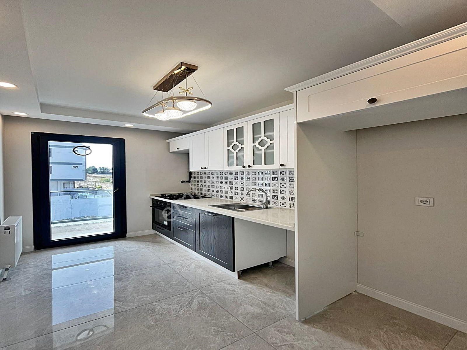 Cadde34 Yapı'dan Sıfır Butik Site İçerisinde 2+1 Ebeveyn Banyolu Arakat Satılık Daire - Görsel 4