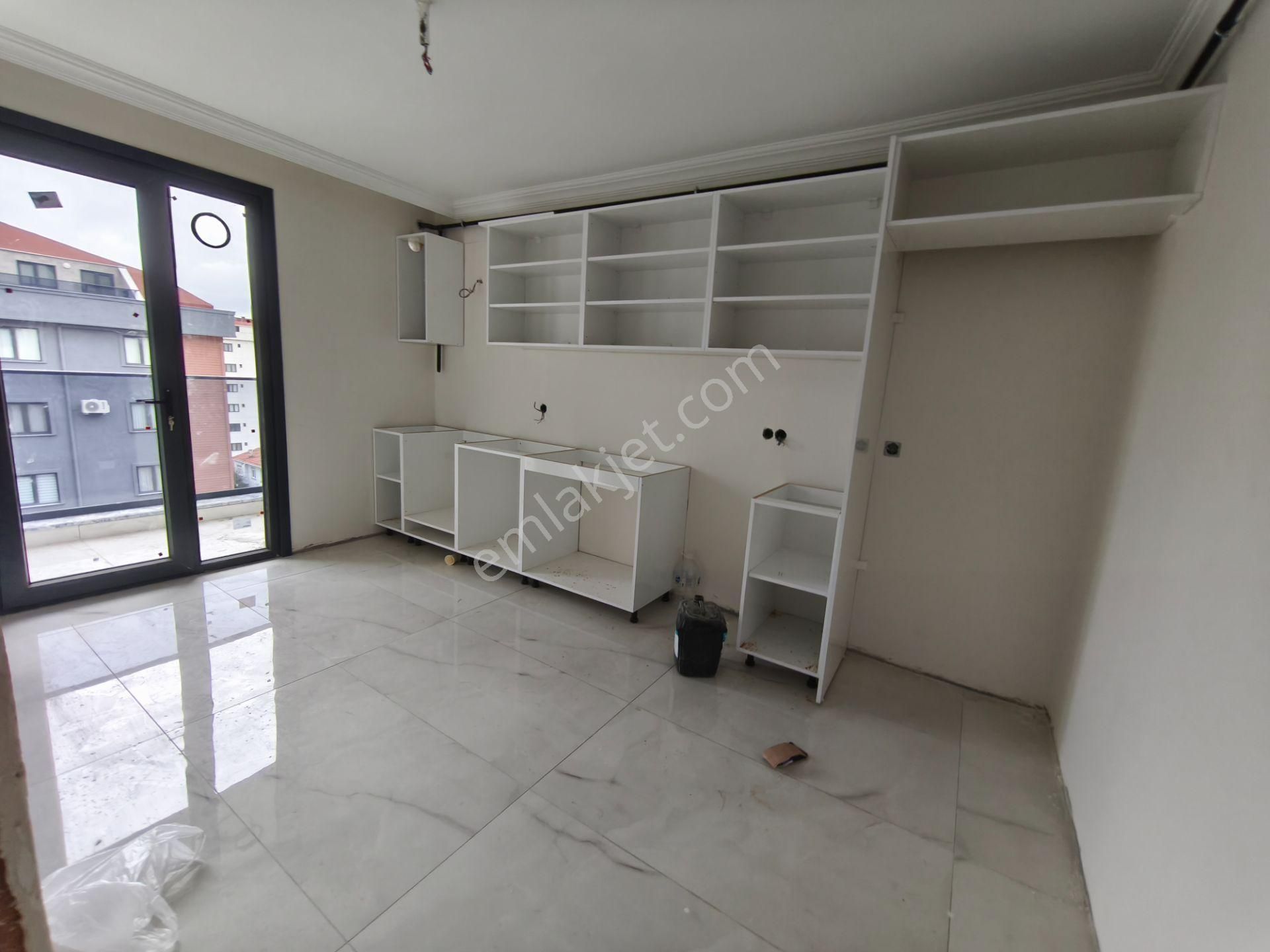 Sultanbeyli Necipfazıl Mah Satılık 140 Metre 3+1 Lüks Arakat Daireler - Görsel 9