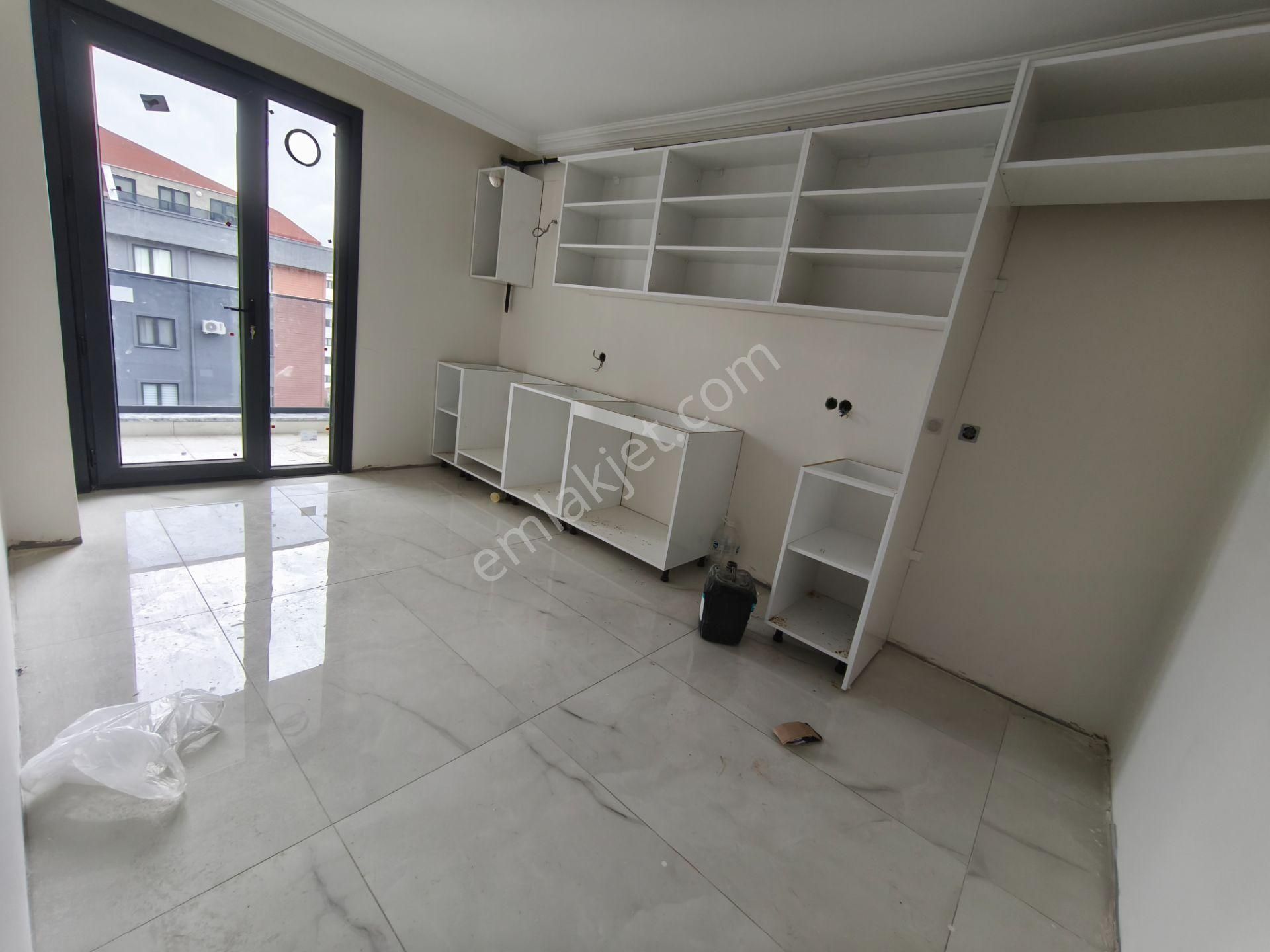 Sultanbeyli Necipfazıl Mah Satılık 140 Metre 3+1 Lüks Arakat Daireler - Görsel 10