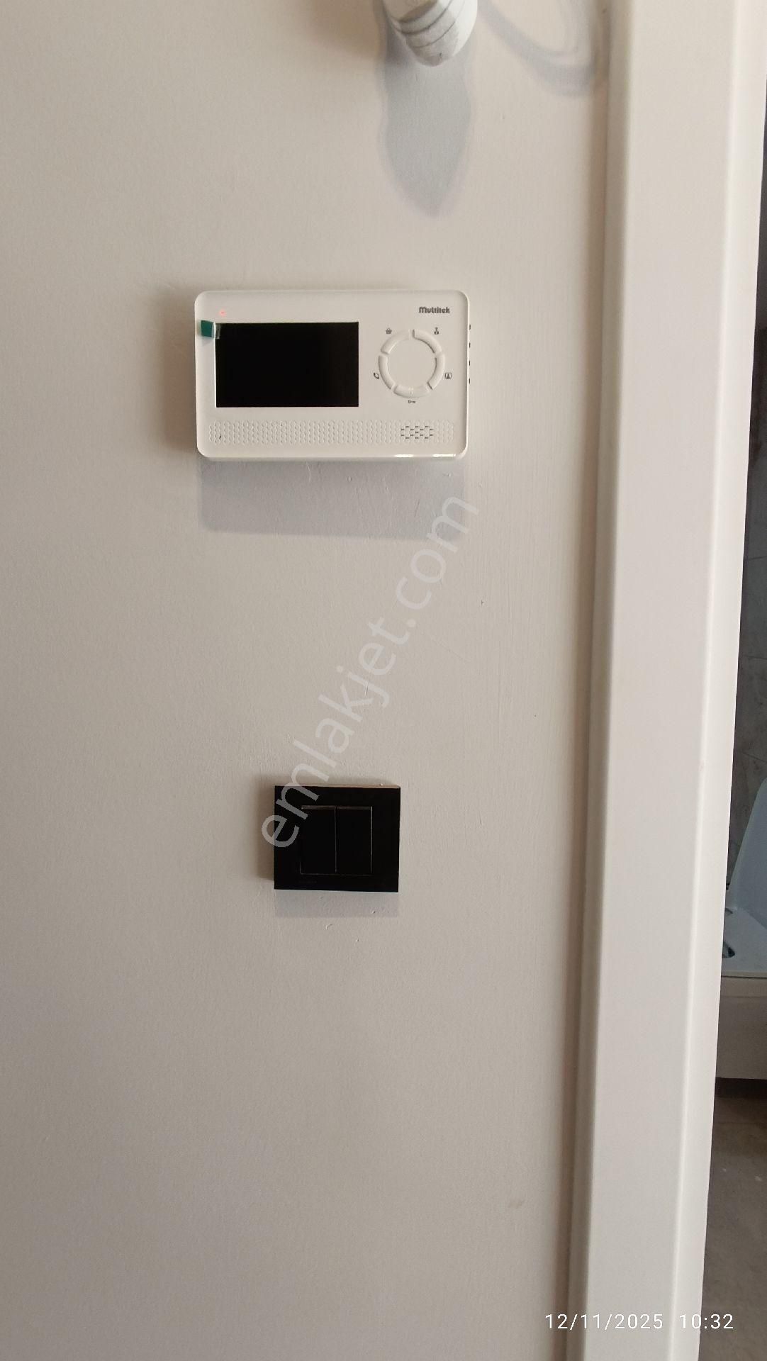 Truvadan Körfezde Mükemmel Konumda Satılık İskanlı Geniş 1+1 - Görsel 18