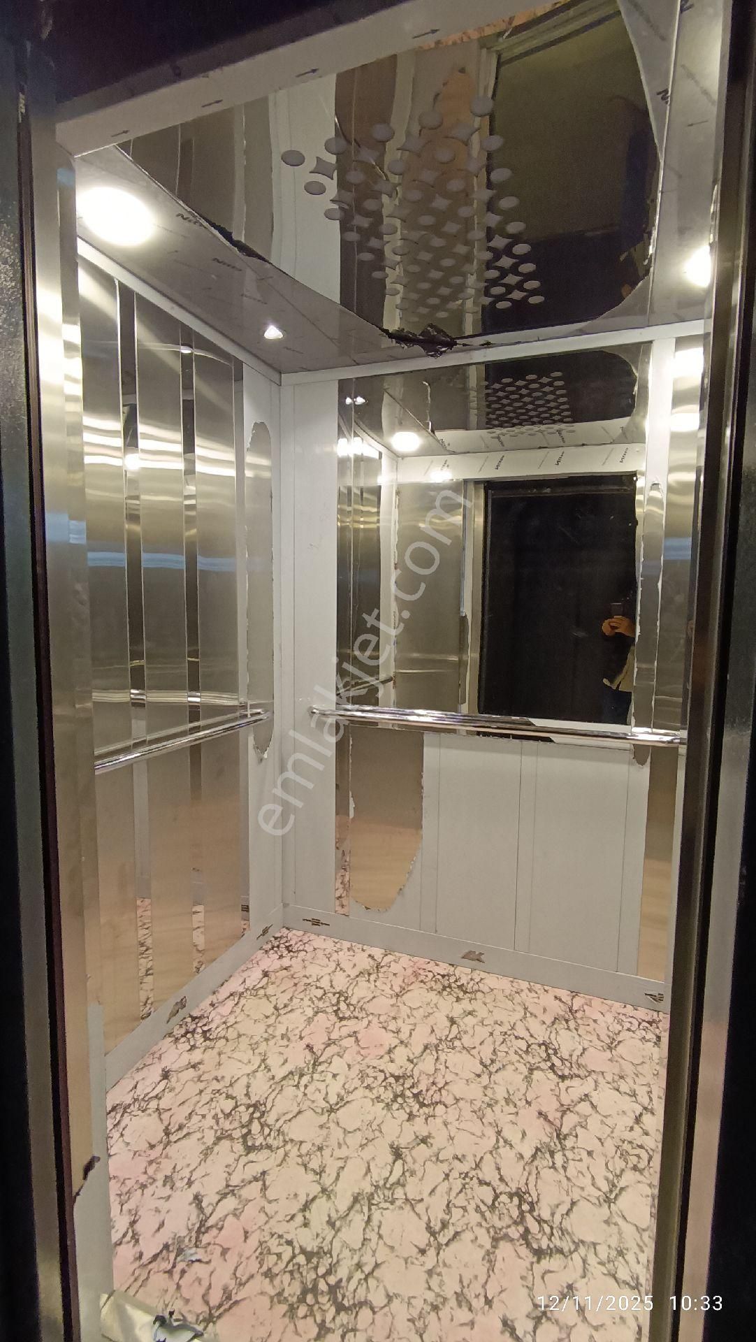 Truvadan Körfezde Mükemmel Konumda Satılık İskanlı Geniş 1+1 - Görsel 19