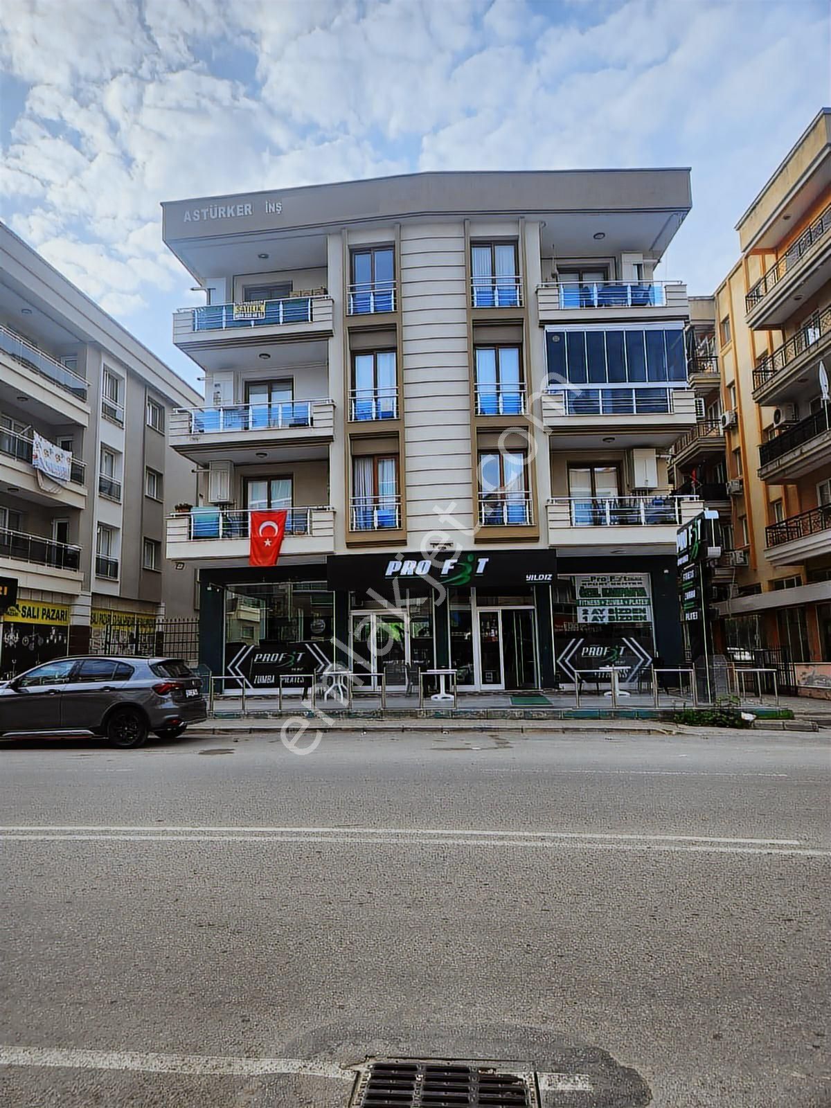 Seçkin'den Buca Batı Çıkışında Satılık 3+1 Daire