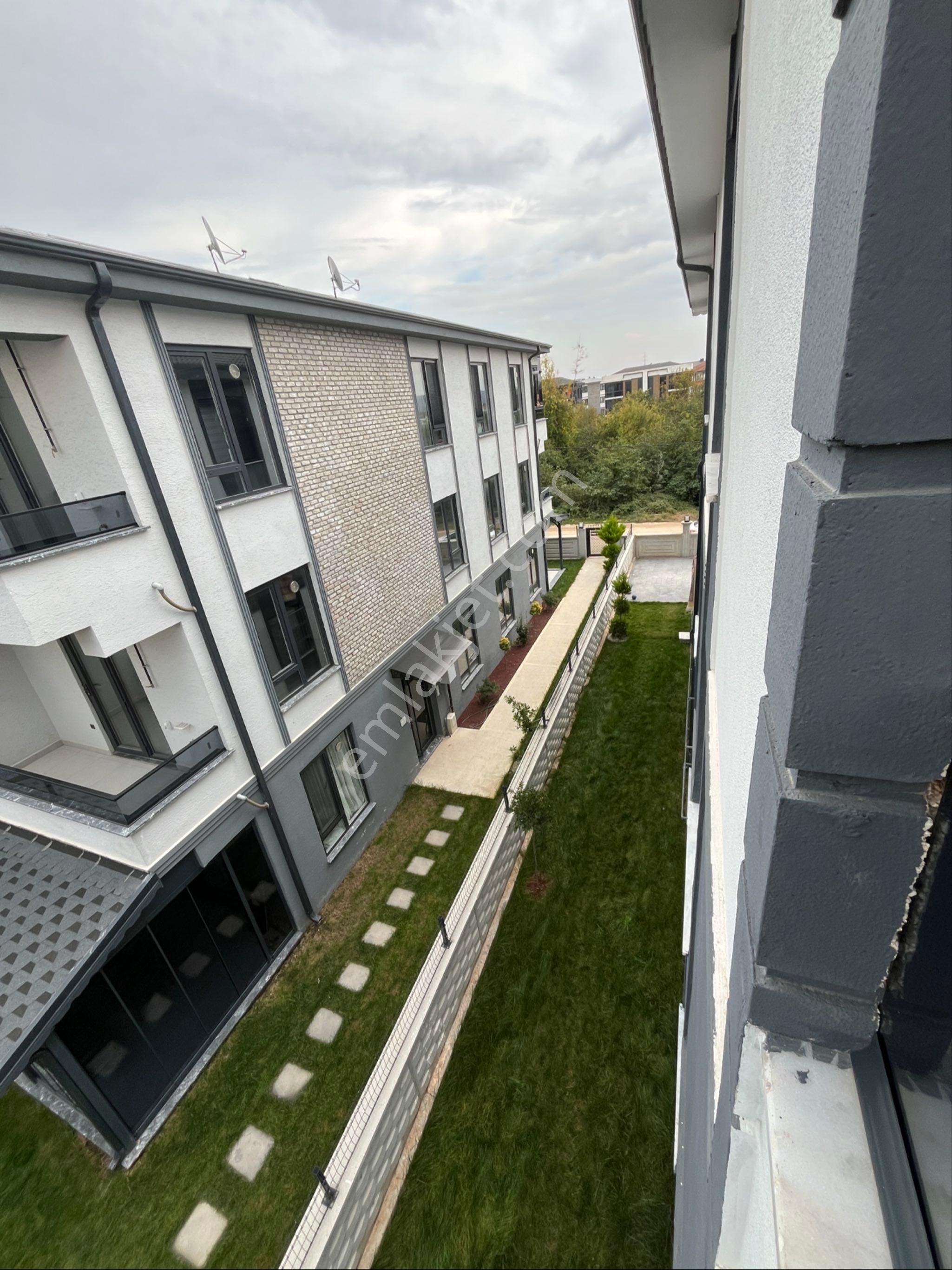 Sakarya Karasuda Cnrgayrimenkulenden Havuzlu Müstakil Bina - Görsel 19
