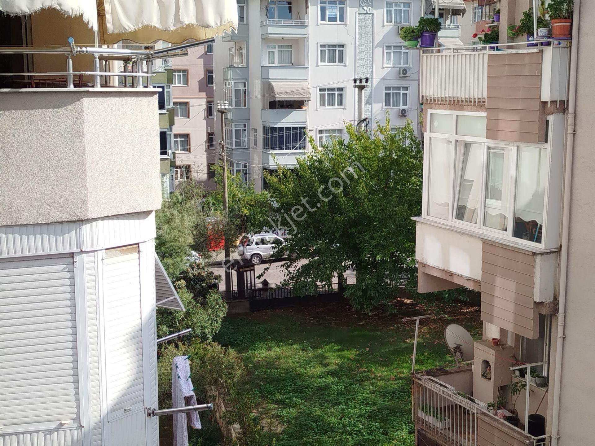Remax Natural Değirmendere'de Merkezi Konumda 3+1 Kiralık Daire - Görsel 8