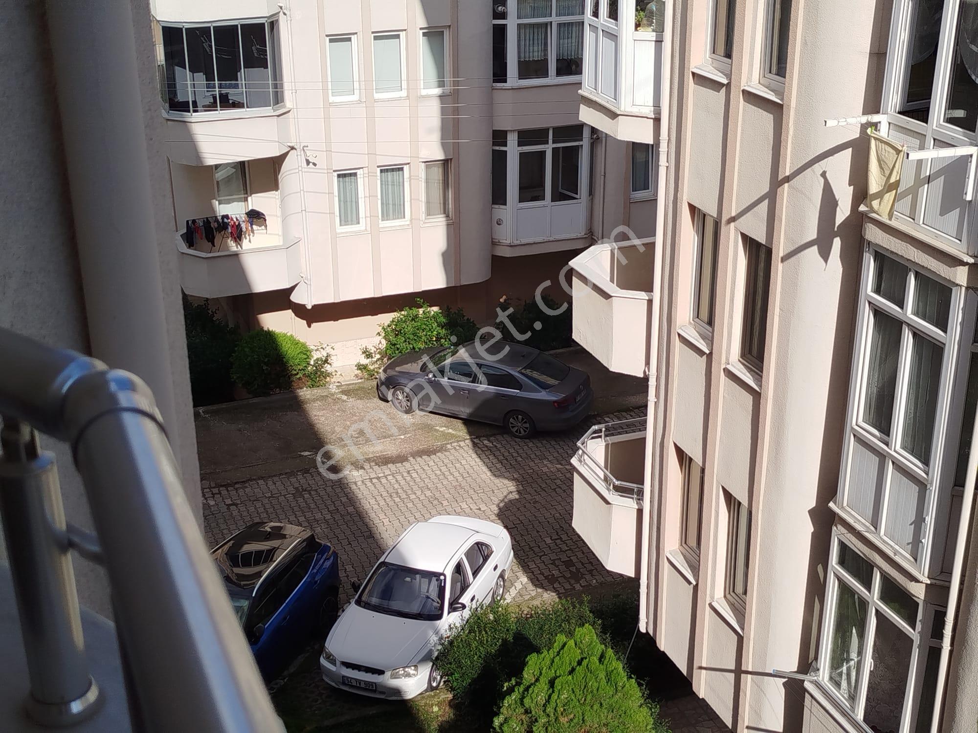 Remax Natural Değirmendere'de Merkezi Konumda 3+1 Kiralık Daire - Görsel 6