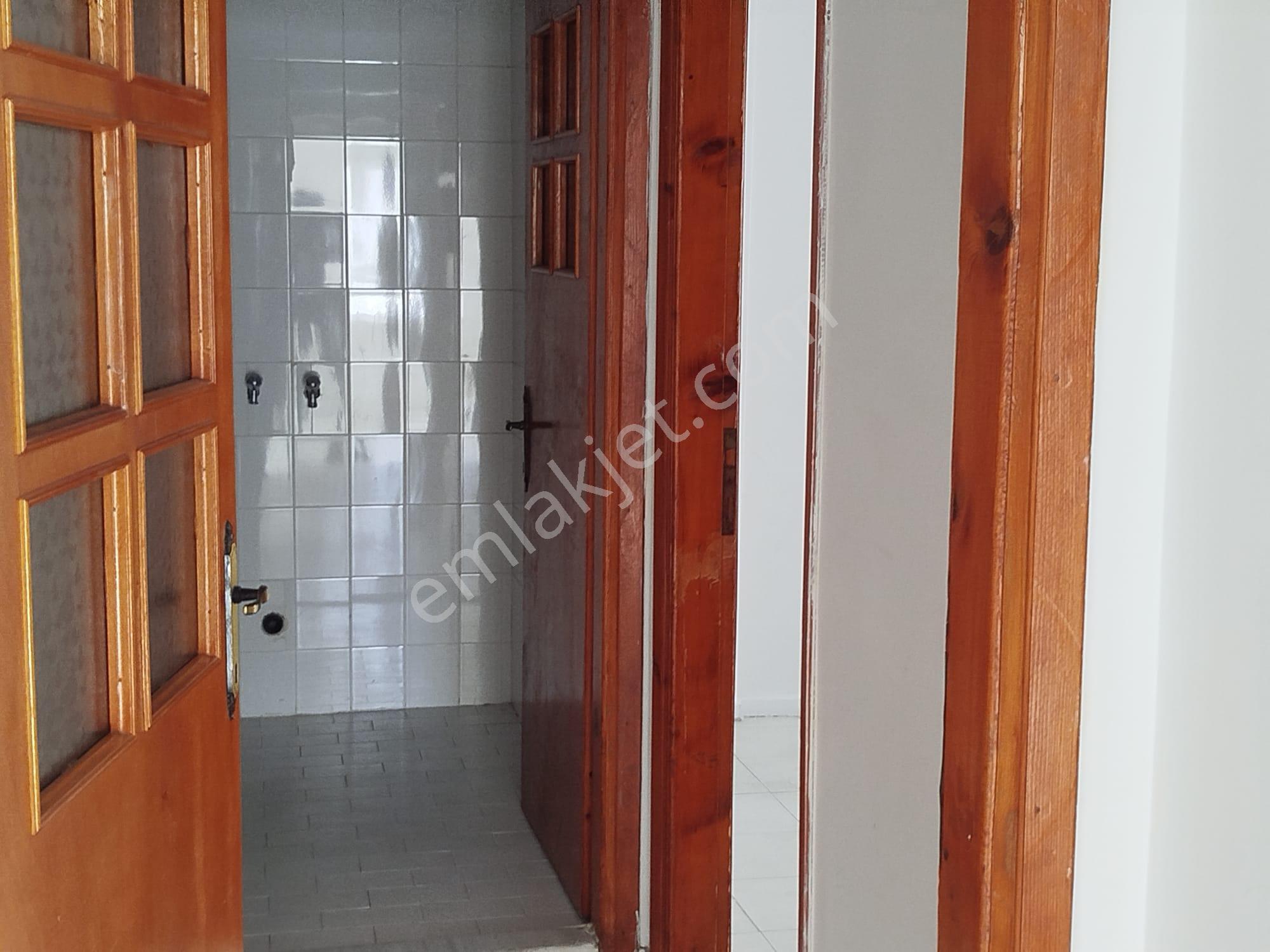 Remax Natural Değirmendere'de Merkezi Konumda 3+1 Kiralık Daire - Görsel 34