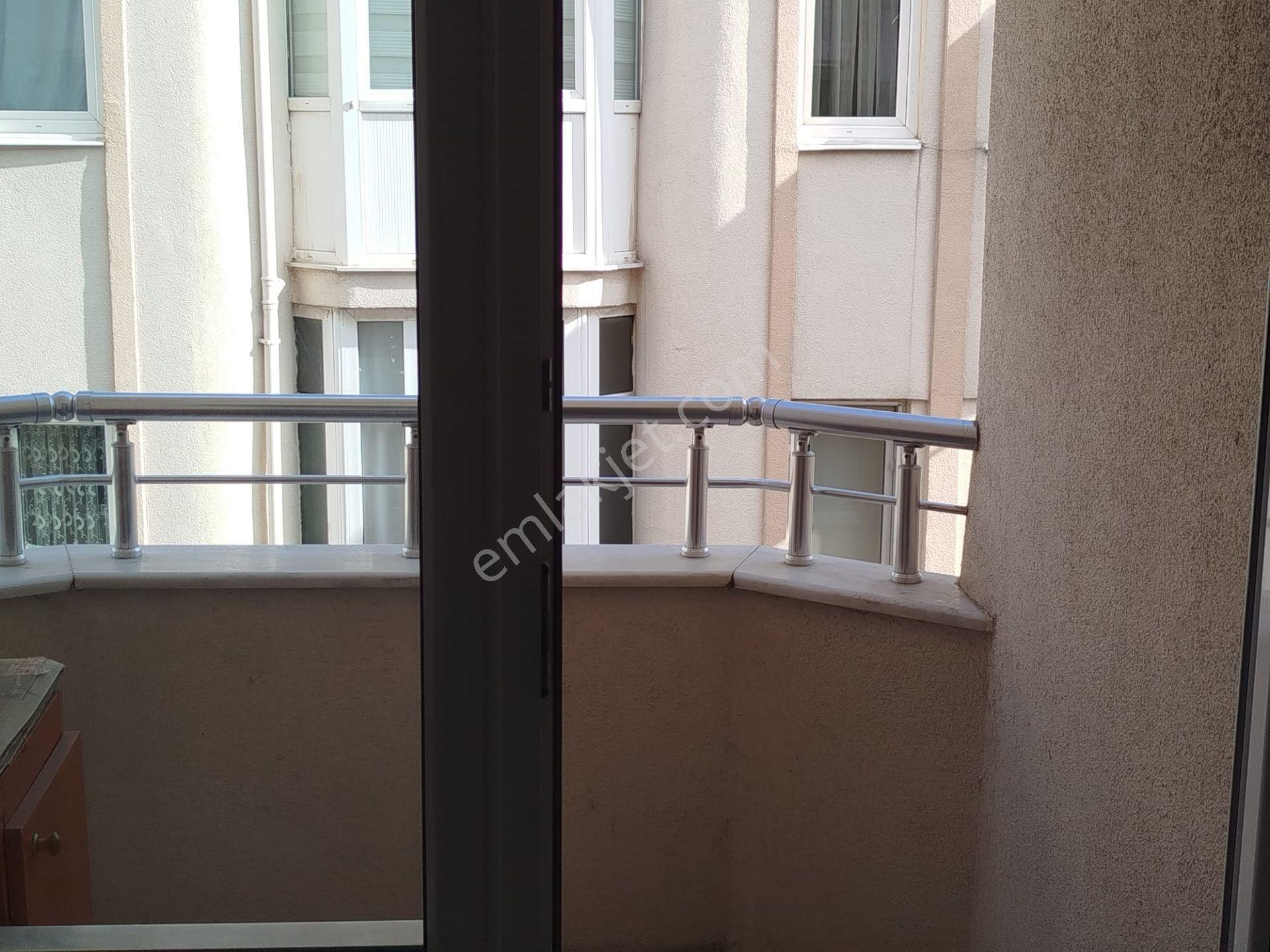 Remax Natural Değirmendere'de Merkezi Konumda 3+1 Kiralık Daire - Görsel 24