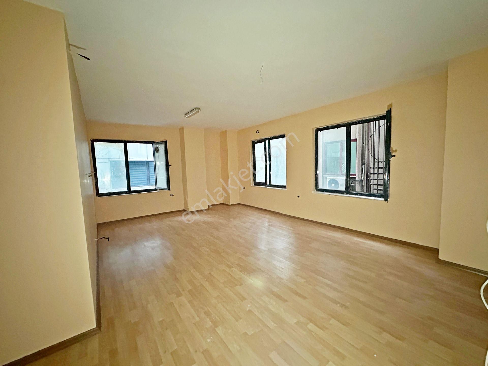 Gayrettepe Zorlu Center Yanı Satılık İşyeri Ofis 4+1 İskanlı Krediye Uygun Cadde Üzeri - Görsel 28