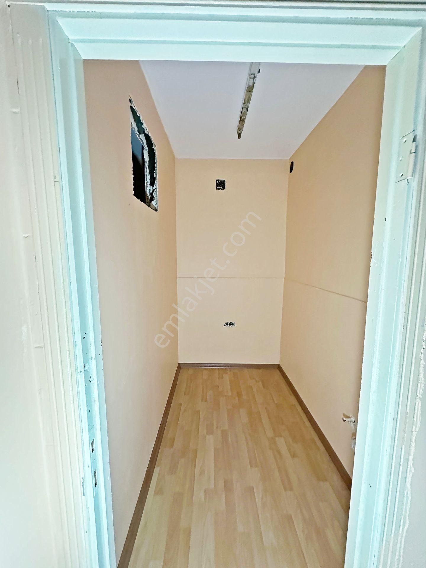 Gayrettepe Zorlu Center Yanı Satılık İşyeri Ofis 4+1 İskanlı Krediye Uygun Cadde Üzeri - Görsel 26