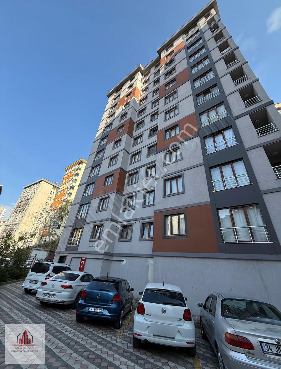 Karacapark Evleri 6.kat Balkonlu Temiz 3+1 Kiralık Boş Daire...