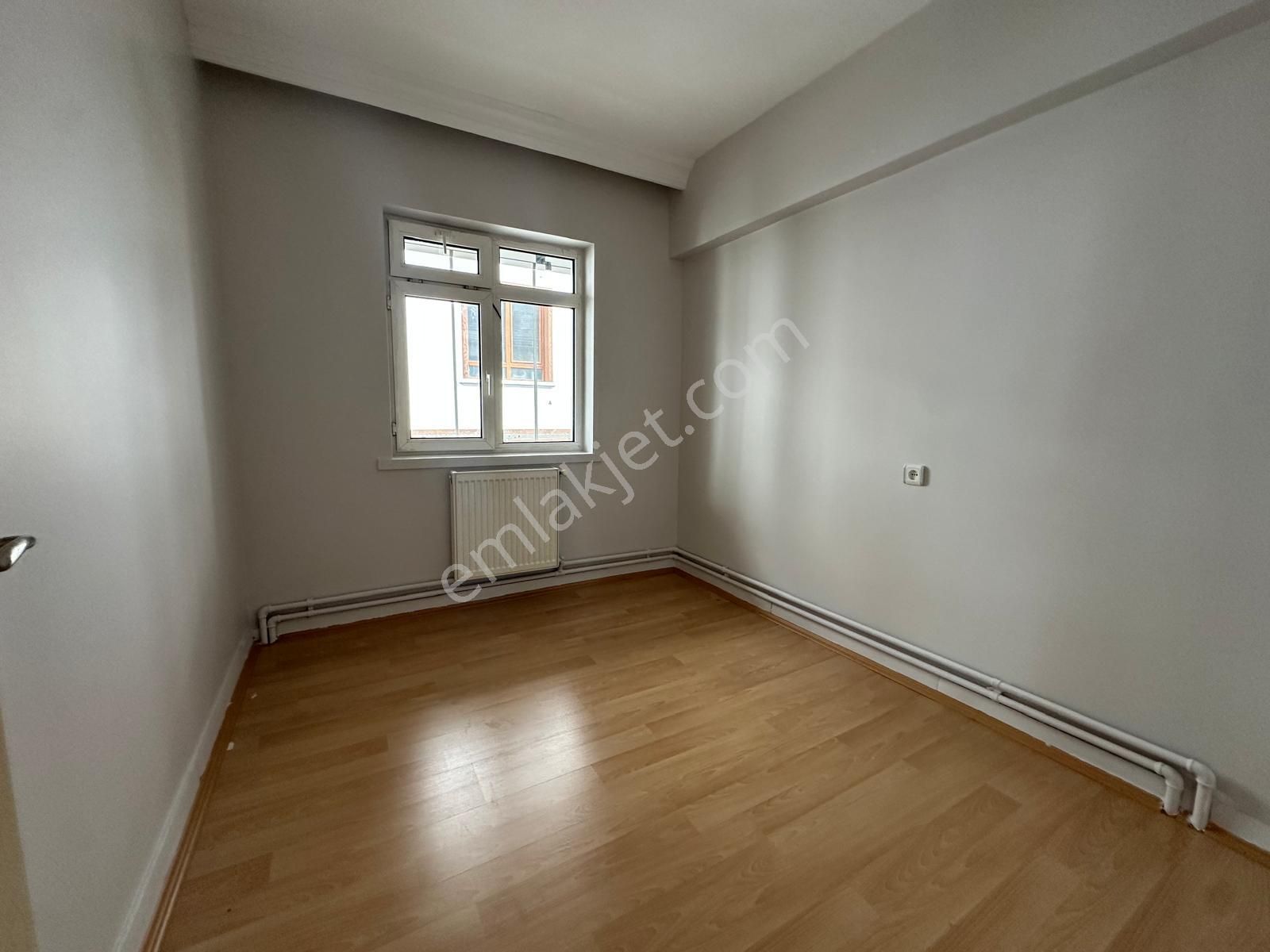 Relax'tan Etlik Lise Mevkii Yeni Boyalı 3+1 Yapılı 3.kat Tertemz - Görsel 4