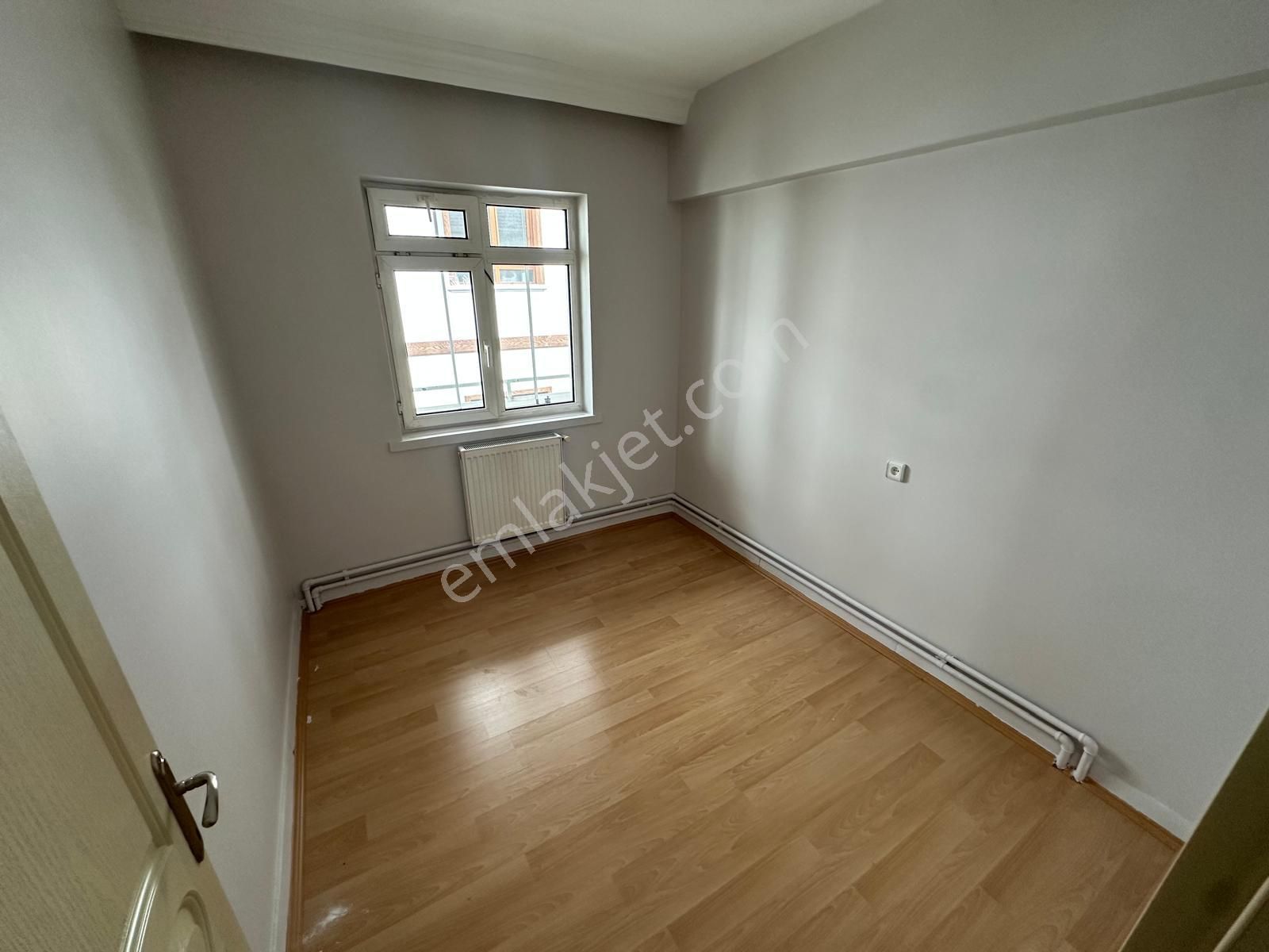 Relax'tan Etlik Lise Mevkii Yeni Boyalı 3+1 Yapılı 3.kat Tertemz - Görsel 9