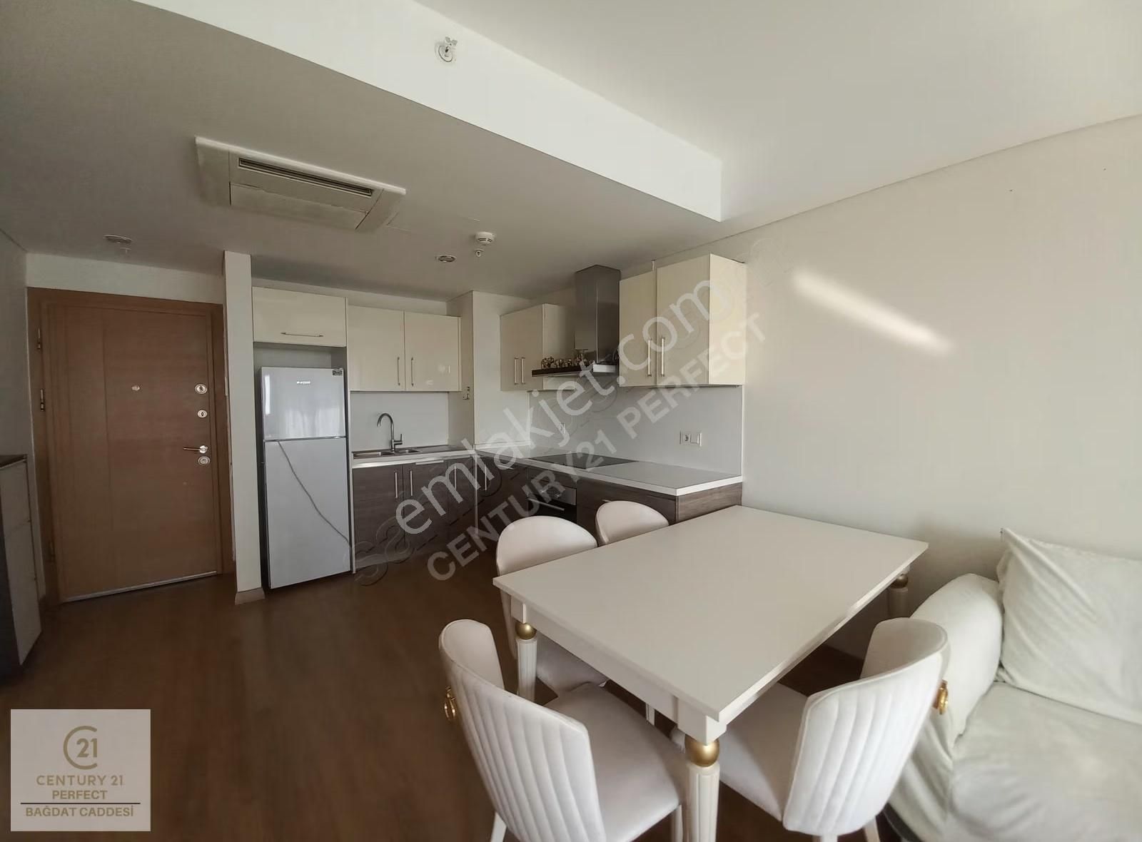 5 Levent Torunlarda Satılık 1+1 Havuz Manzaralı Boş Eşyalı Daire - Görsel 10