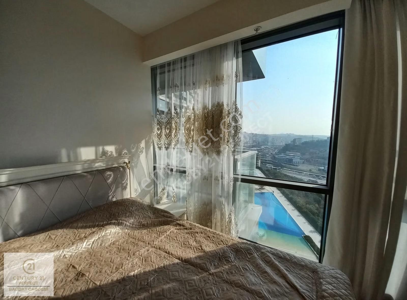 5 Levent Torunlarda Satılık 1+1 Havuz Manzaralı Boş Eşyalı Daire - Görsel 27