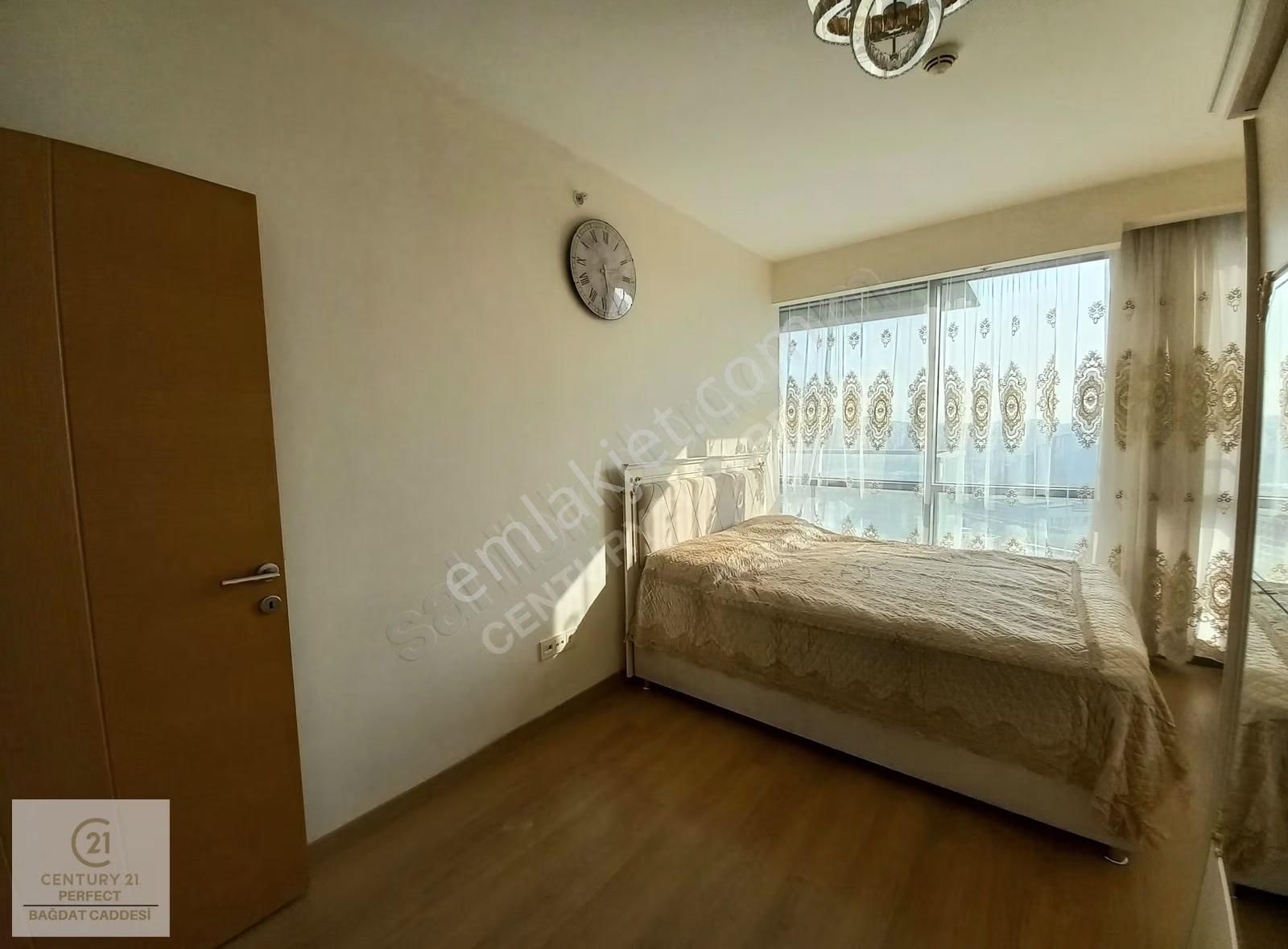 5 Levent Torunlarda Satılık 1+1 Havuz Manzaralı Boş Eşyalı Daire - Görsel 22