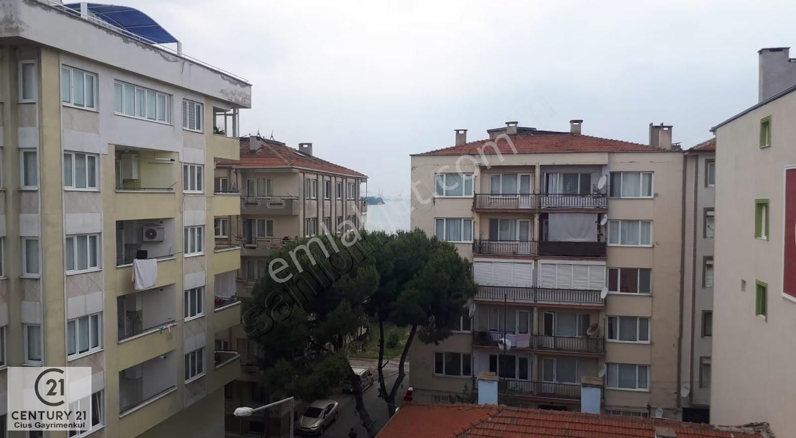 C21 Cius; Şehrin Merkezinde 2+1 Ara Kat Masrafsız Satılık - Görsel 3