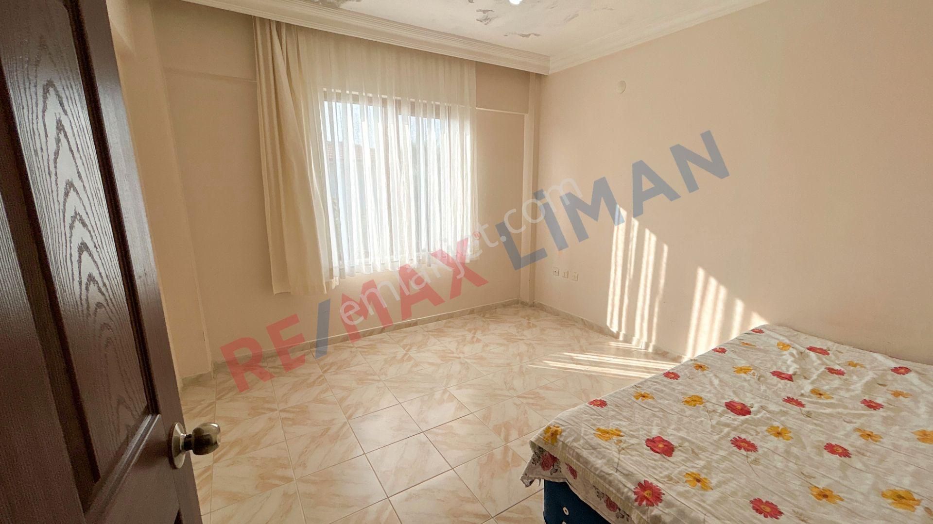 Güre'de Havuzlu Site İçerisinde Geniş Bahçeli Satılık Villa - Görsel 15